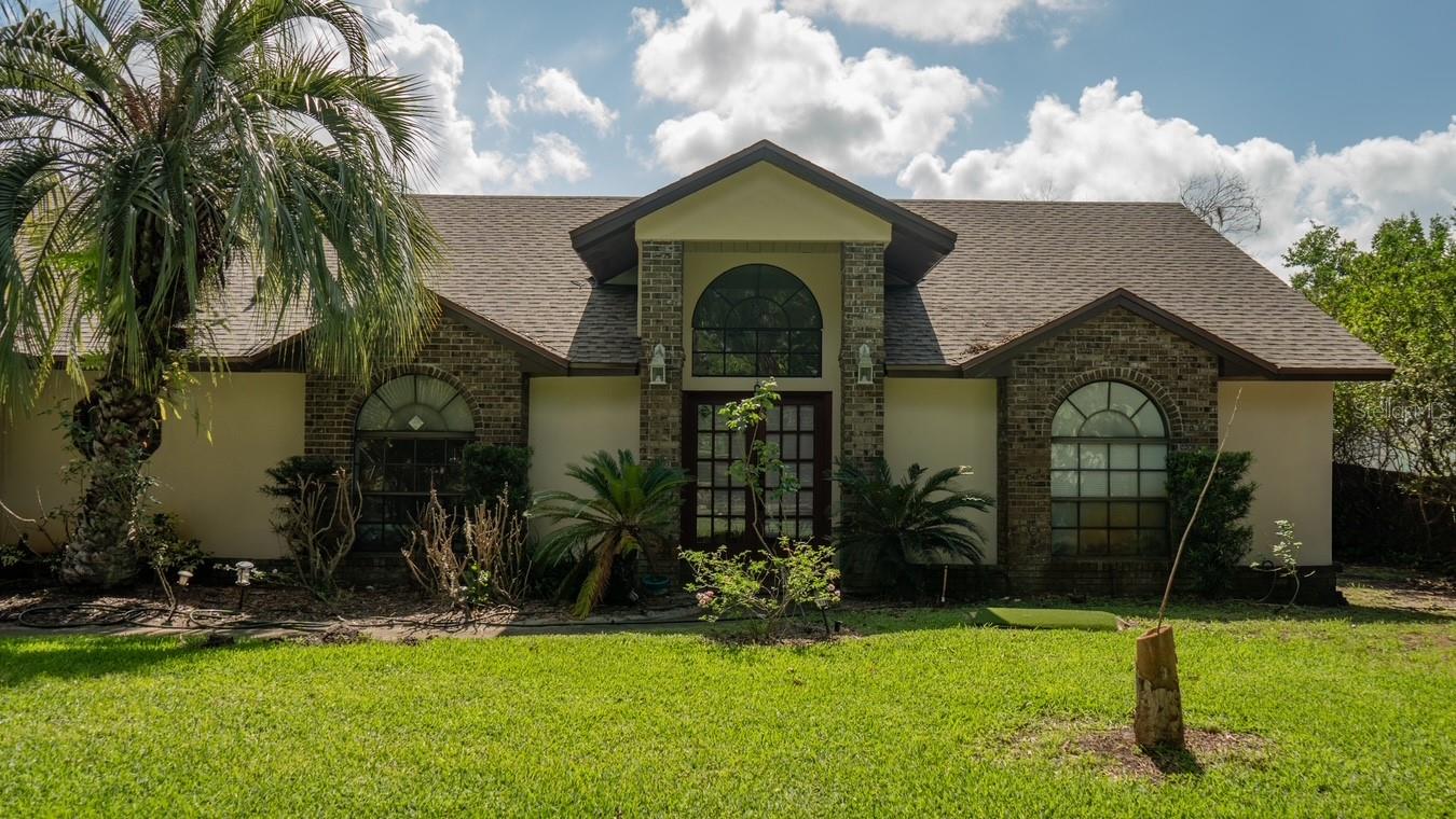 Welcome to this incredible investment opportunity located in one of the most desirable areas in Central Florida. This beautiful property offers the perfect combination of space, privacy, freedom, and location. Featuring 4 spacious bedrooms and 3 full bathrooms, this home sits on more than half an acre of land, giving you and your family the opportunity to truly enjoy comfort and outdoor living.
One of the greatest advantages of this property is that it has NO HOA, allowing you the freedom to enjoy your property without restrictive association rules or expensive monthly fees. Whether you are looking for a primary residence, vacation home, or investment property, this home offers endless possibilities.
The property features a beautiful swimming pool and stunning water views, creating the perfect atmosphere to relax, entertain guests, and enjoy the Florida lifestyle all year round. The oversized lot provides plenty of space for family gatherings, outdoor activities, parking, or future improvements.