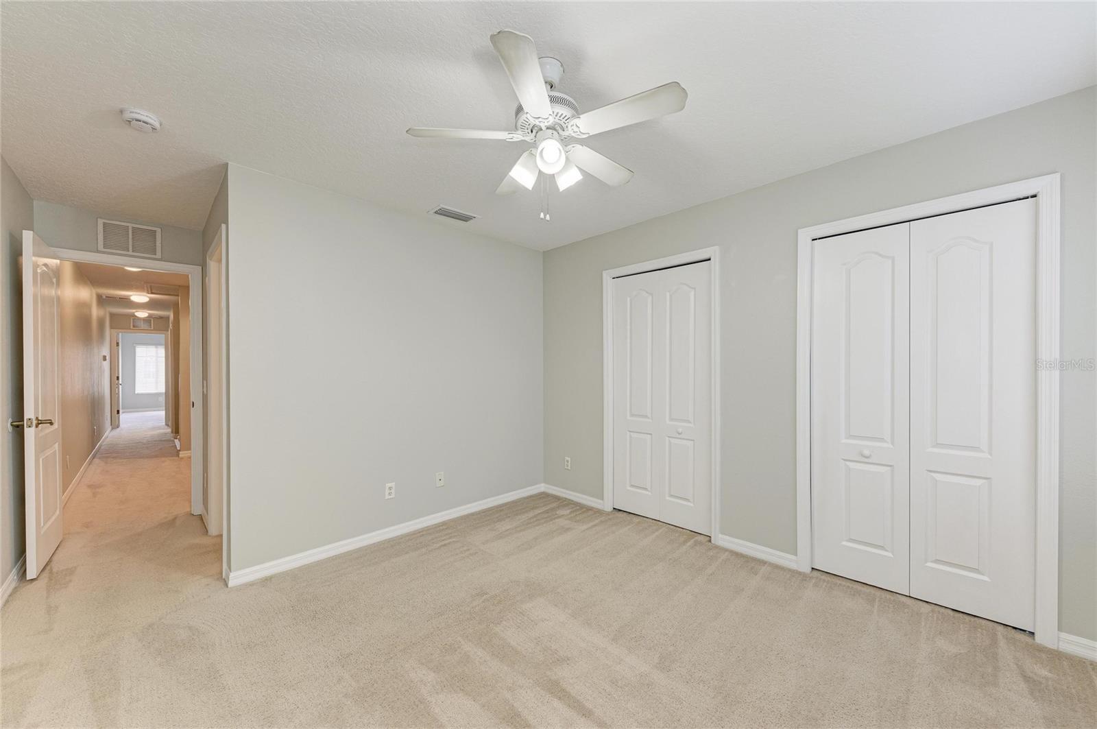 THE TWNHMS AT LIGHTHOUSE COVE IV - Residential