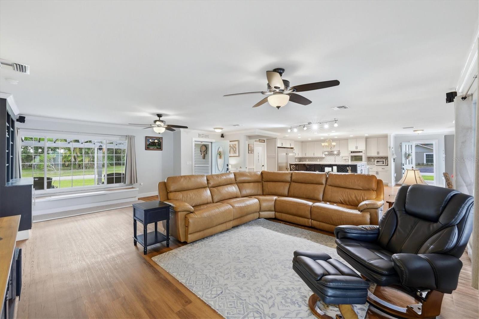 SARASOTA GOLF CLUB COLONY 3 - Residential