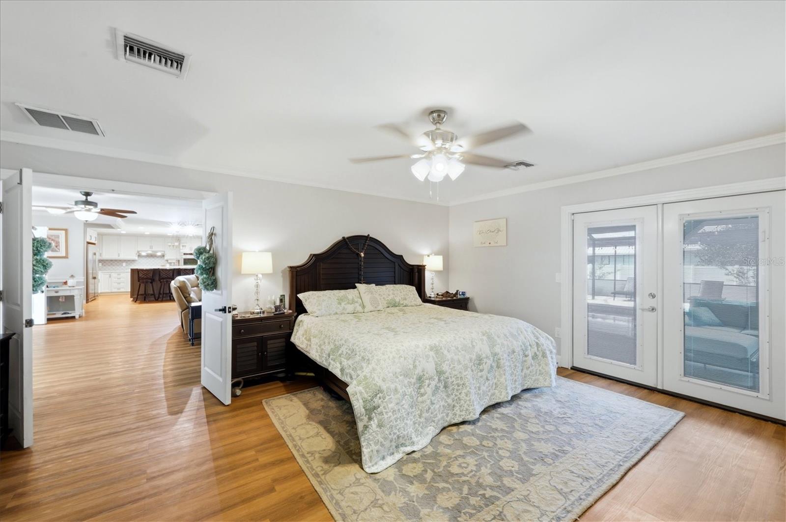 SARASOTA GOLF CLUB COLONY 3 - Residential