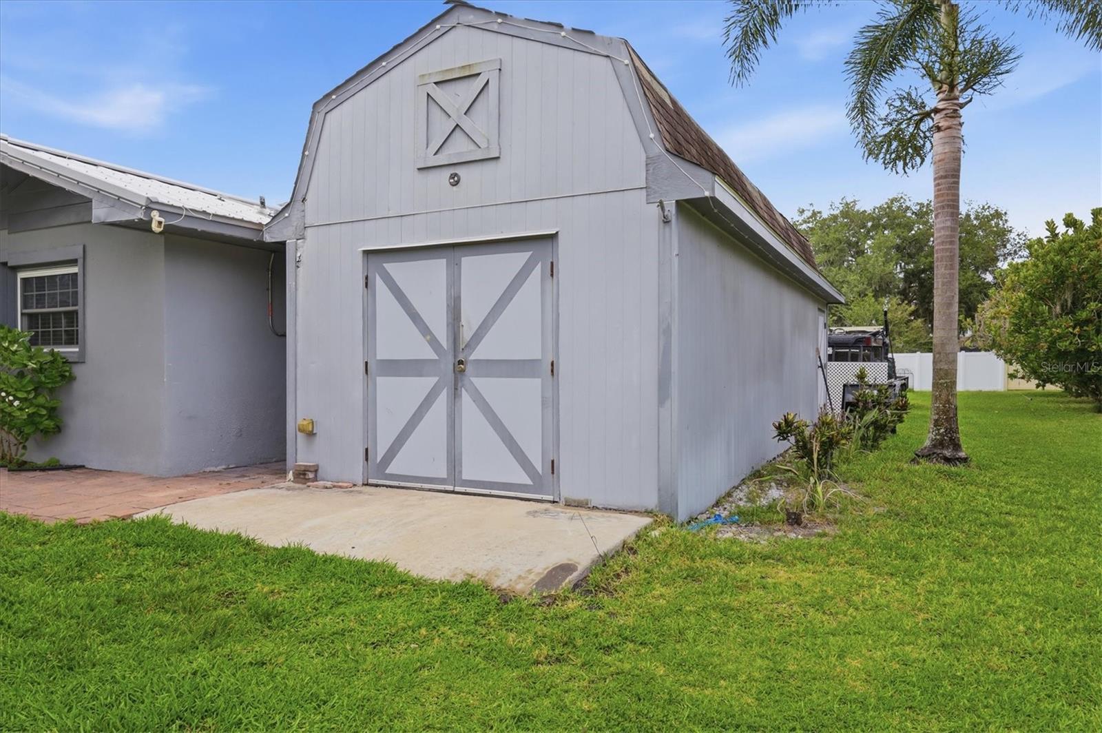 SARASOTA GOLF CLUB COLONY 3 - Residential