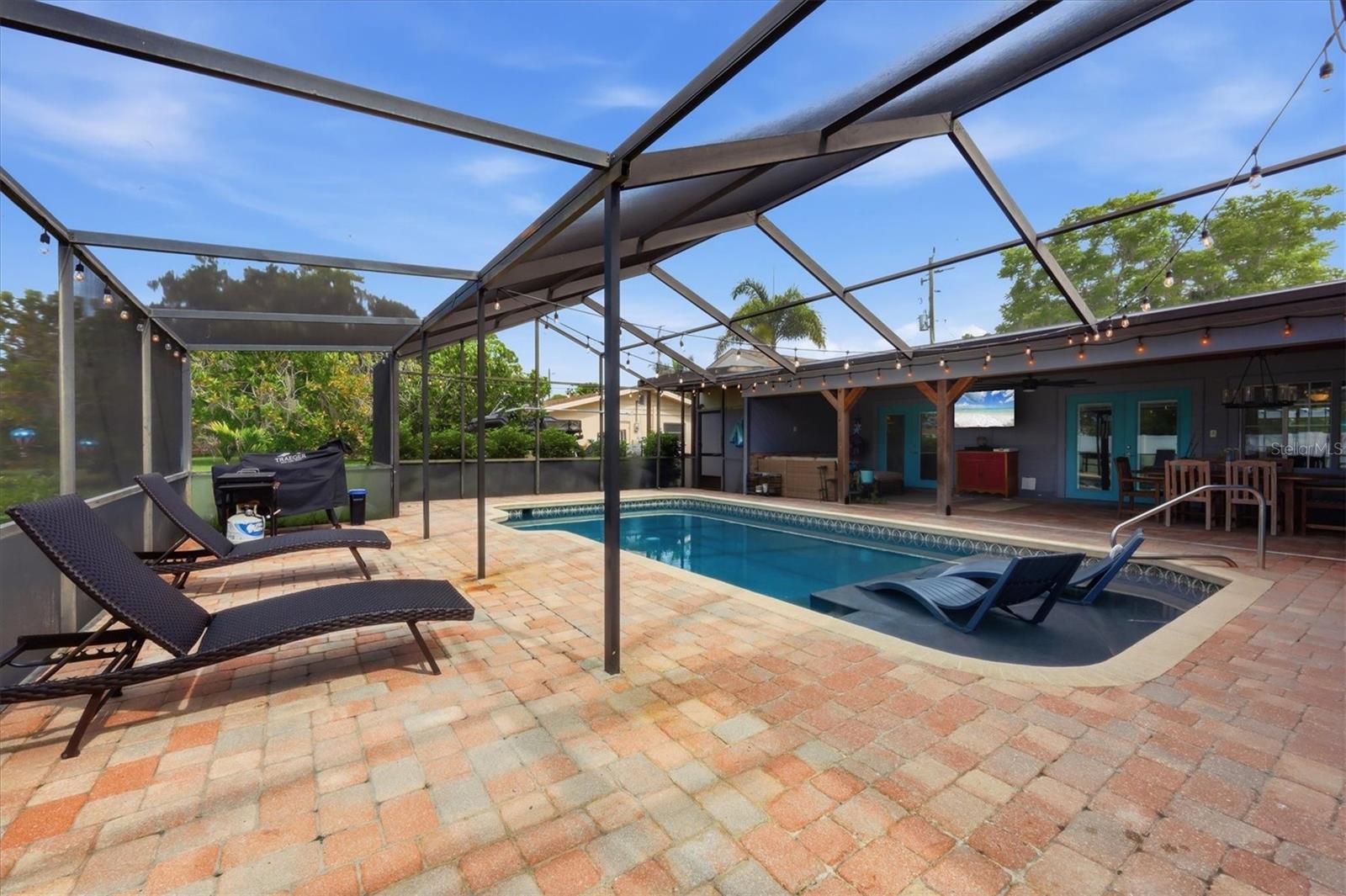 SARASOTA GOLF CLUB COLONY 3 - Residential
