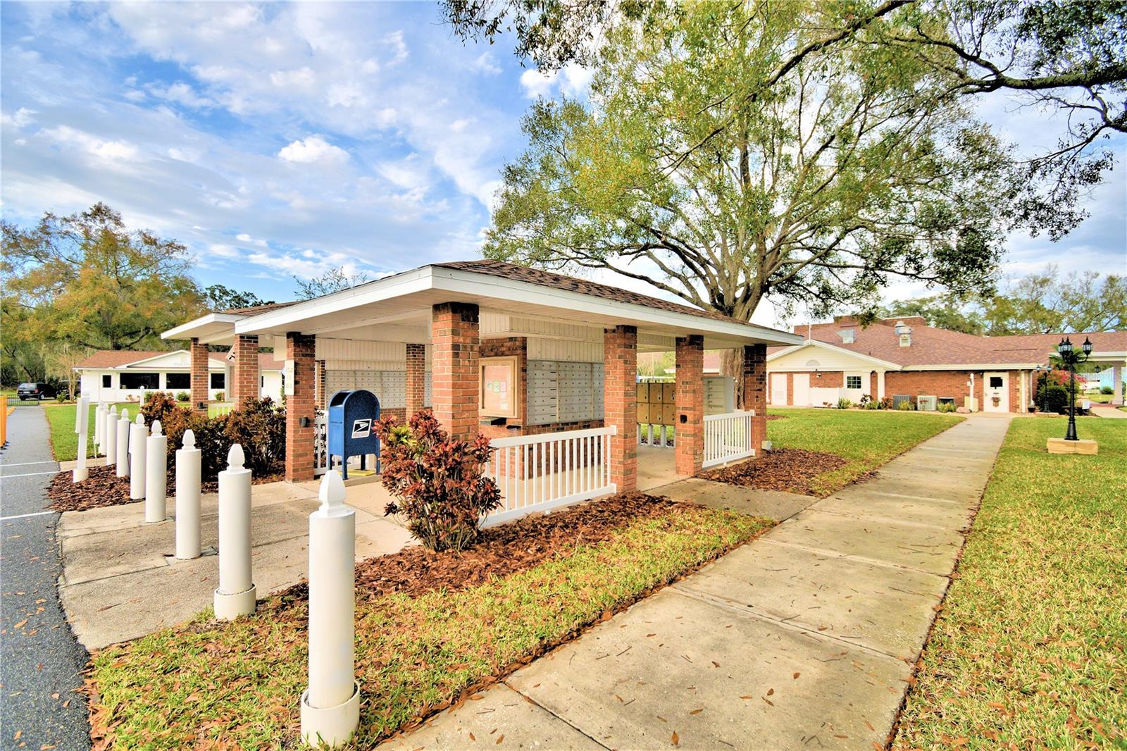 COLONNADES PH 01 - Residential
