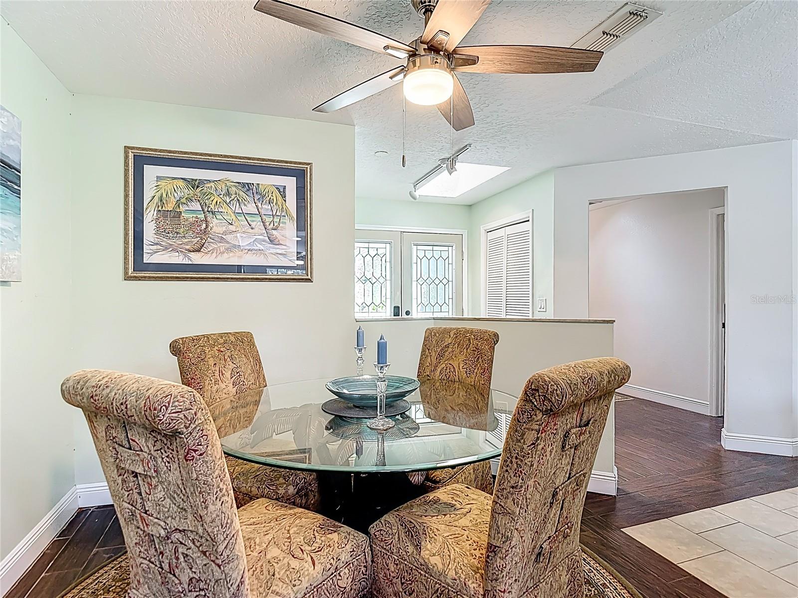 SHADOW LAKES - Residential