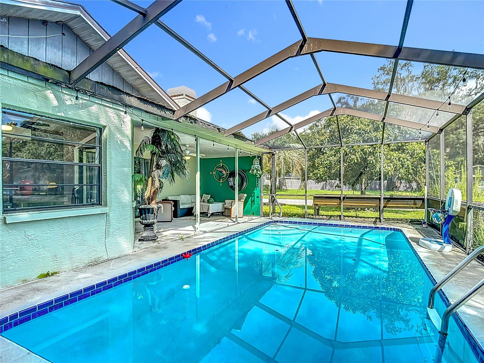 SHADOW LAKES - Residential