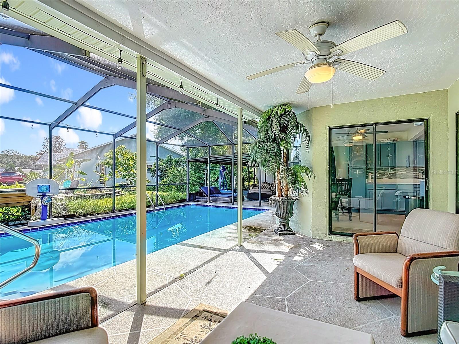 SHADOW LAKES - Residential