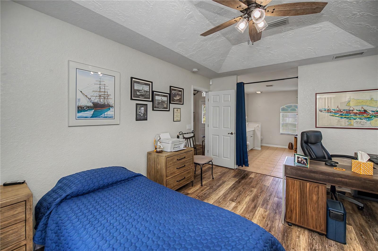 ROTONDA LAKES - Residential
