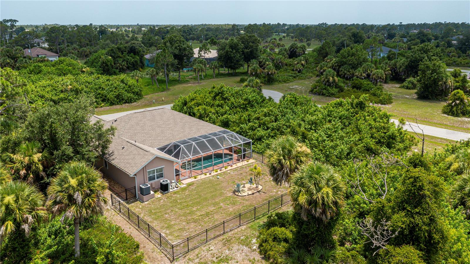ROTONDA LAKES - Residential