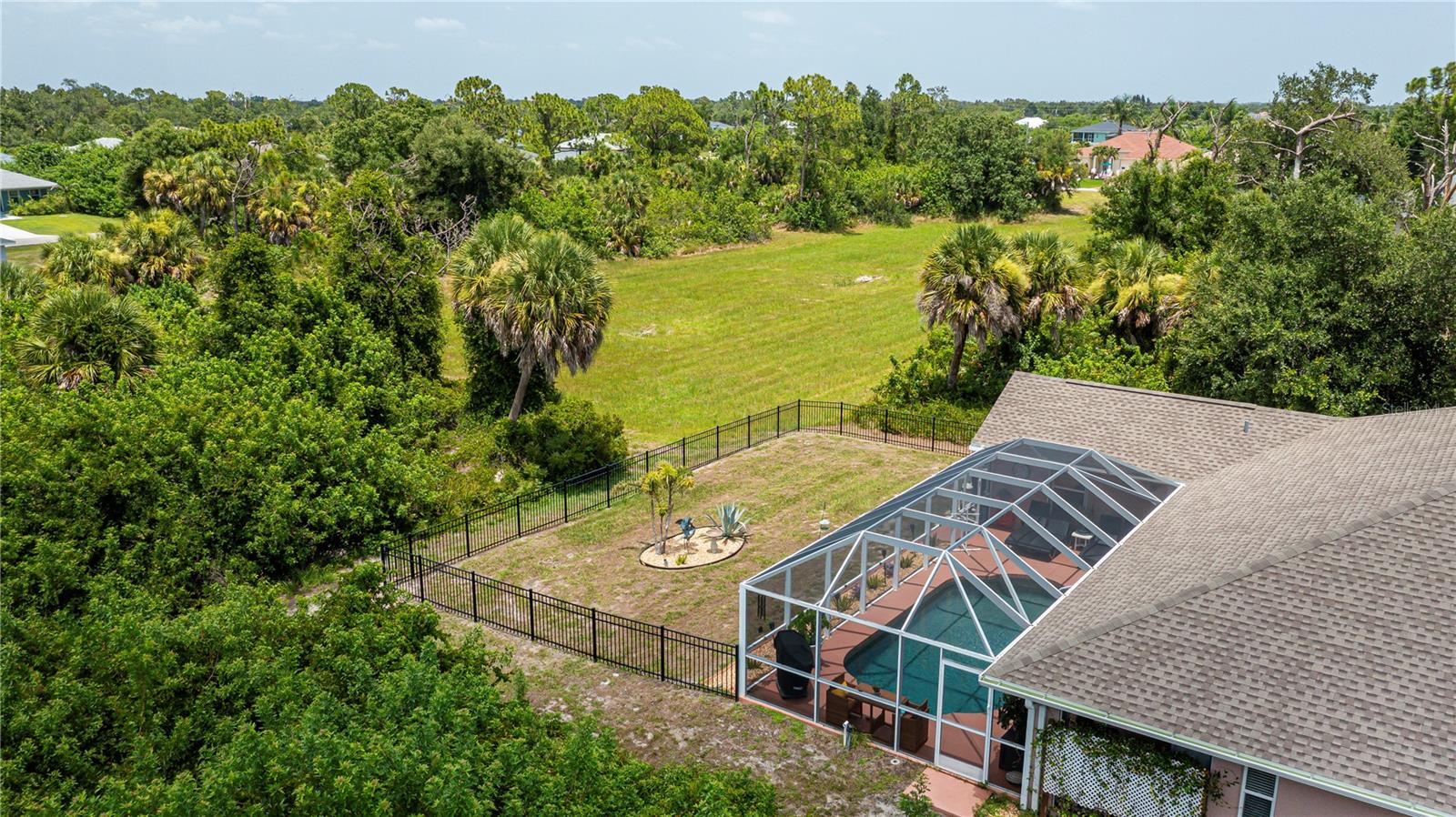 ROTONDA LAKES - Residential