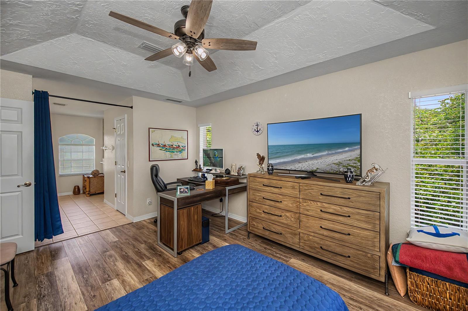 ROTONDA LAKES - Residential