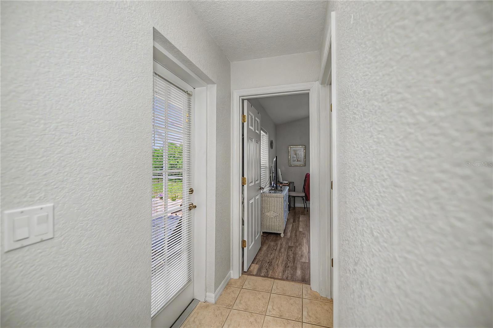 ROTONDA LAKES - Residential