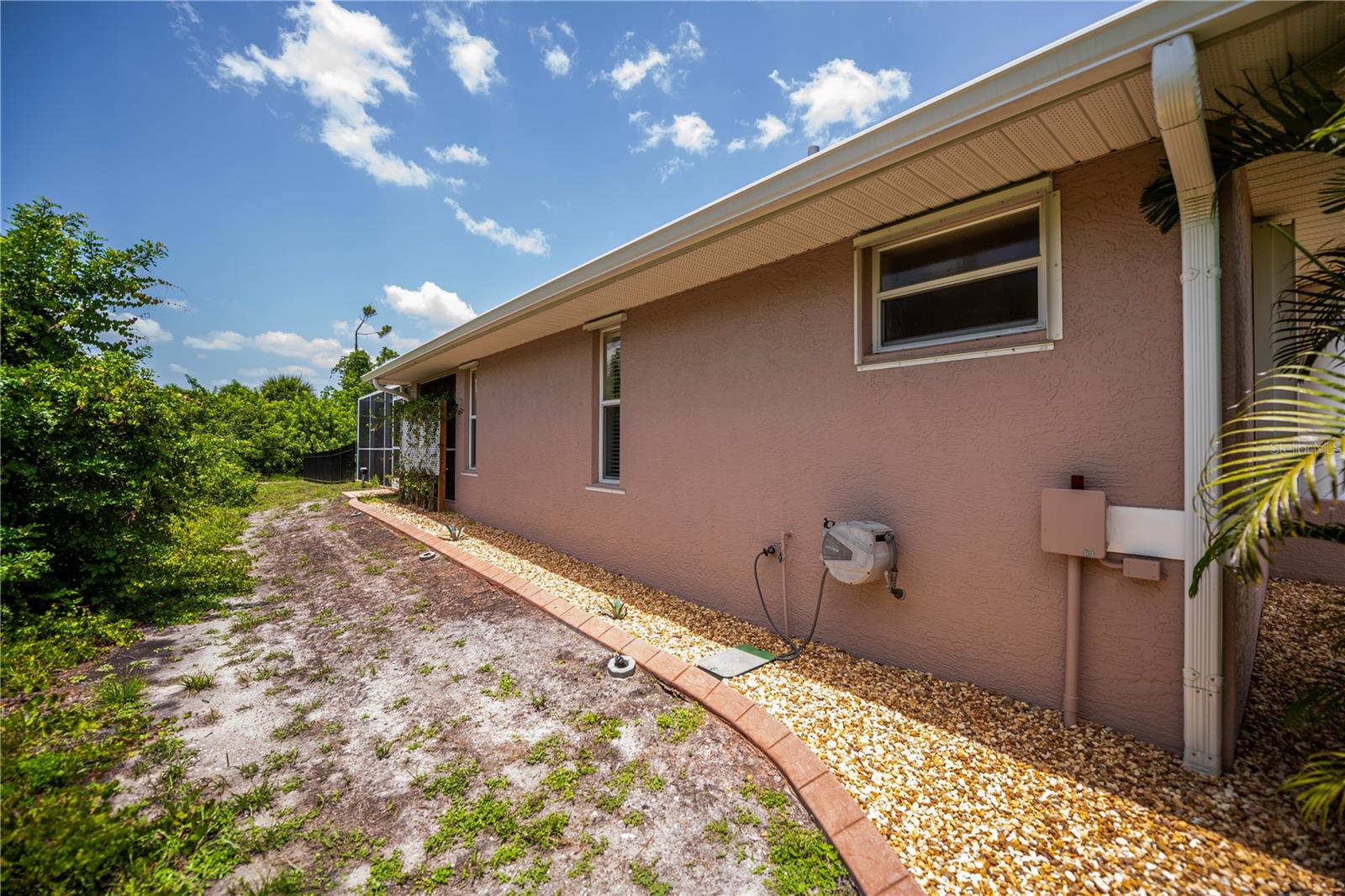 ROTONDA LAKES - Residential