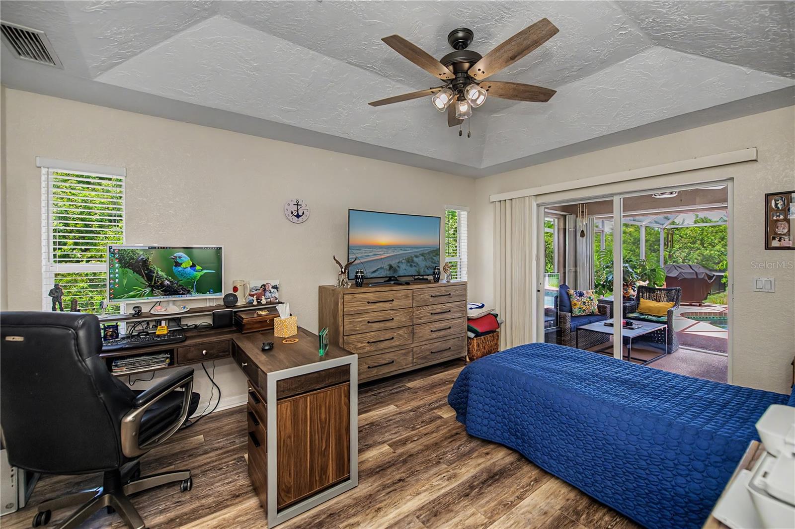 ROTONDA LAKES - Residential
