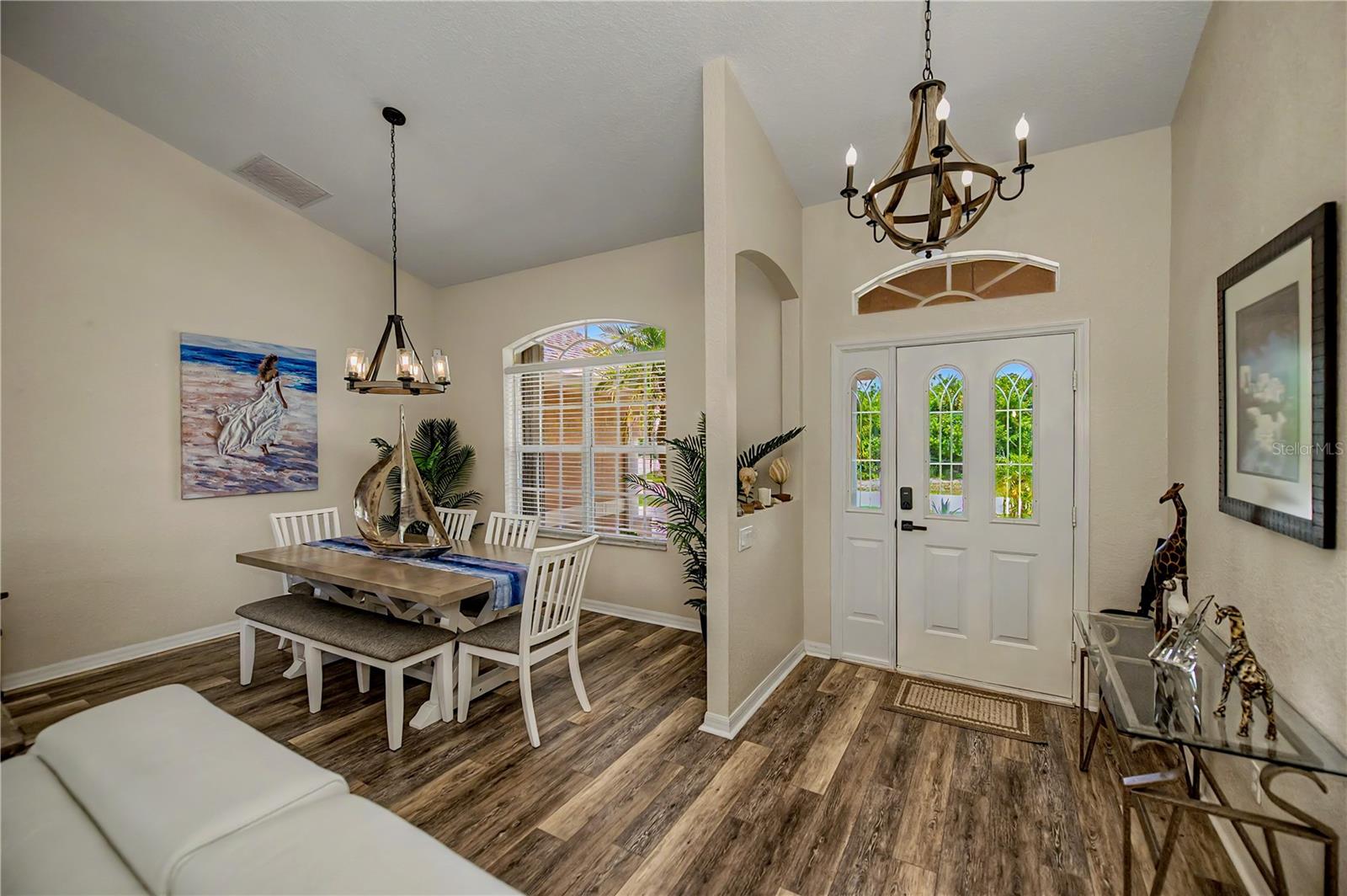 ROTONDA LAKES - Residential