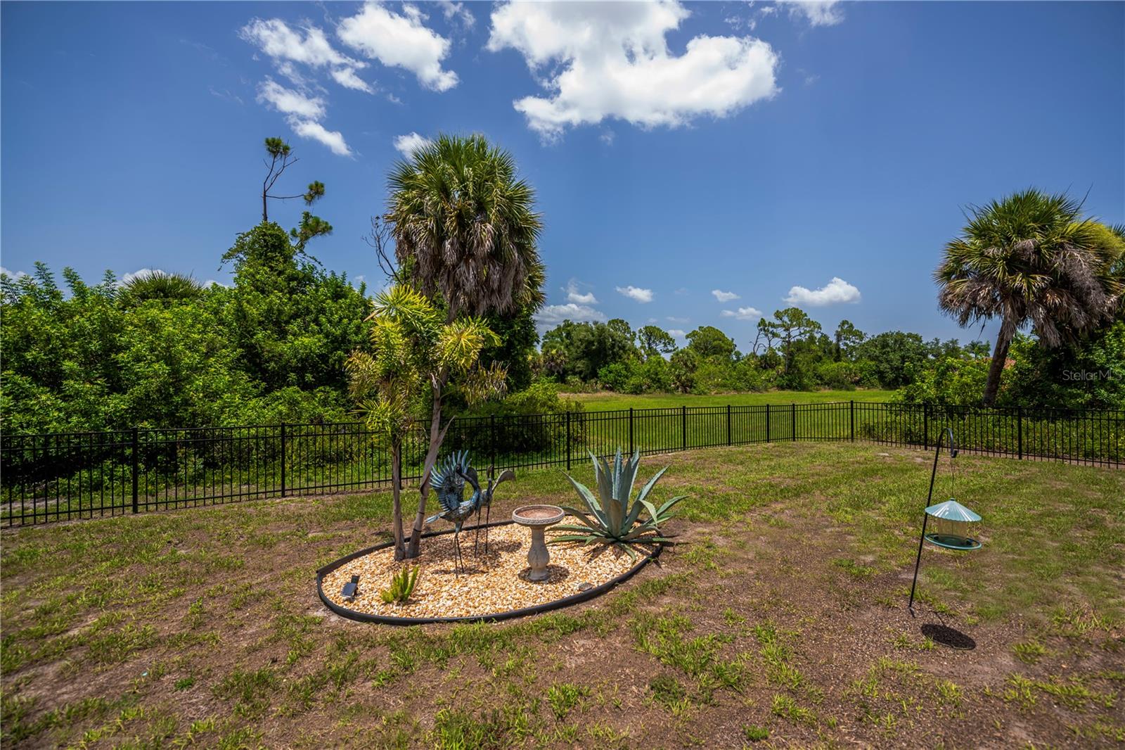 ROTONDA LAKES - Residential
