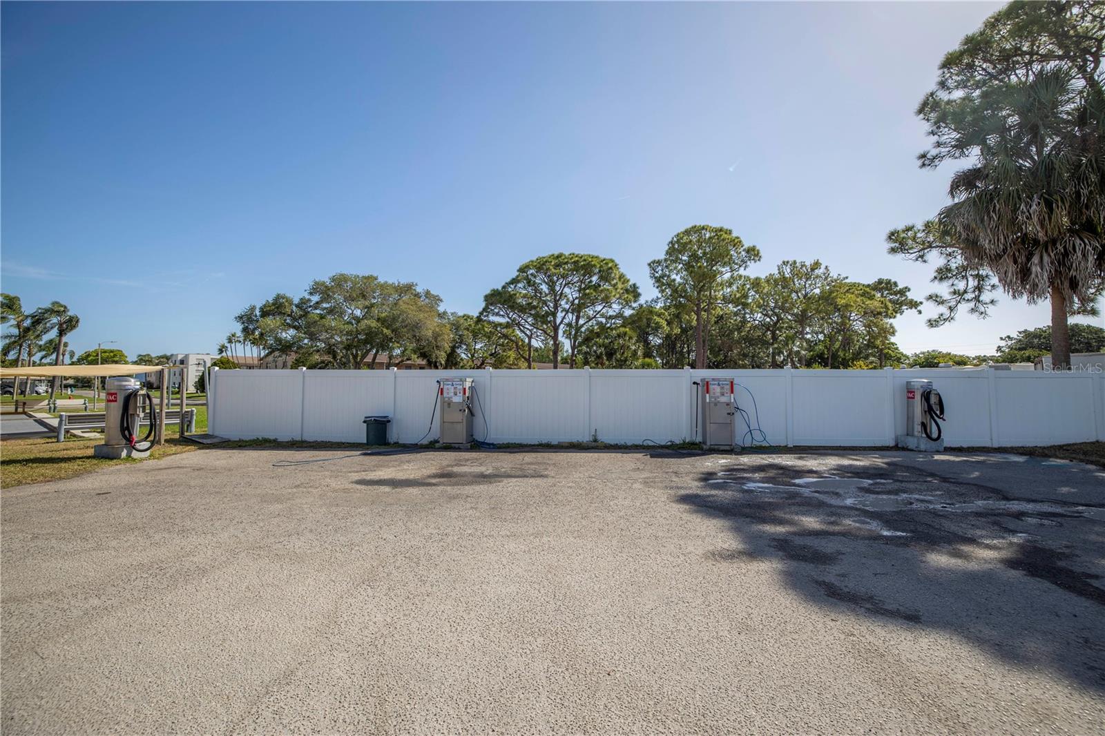 FIVE TOWNS OF ST PETE - Residential