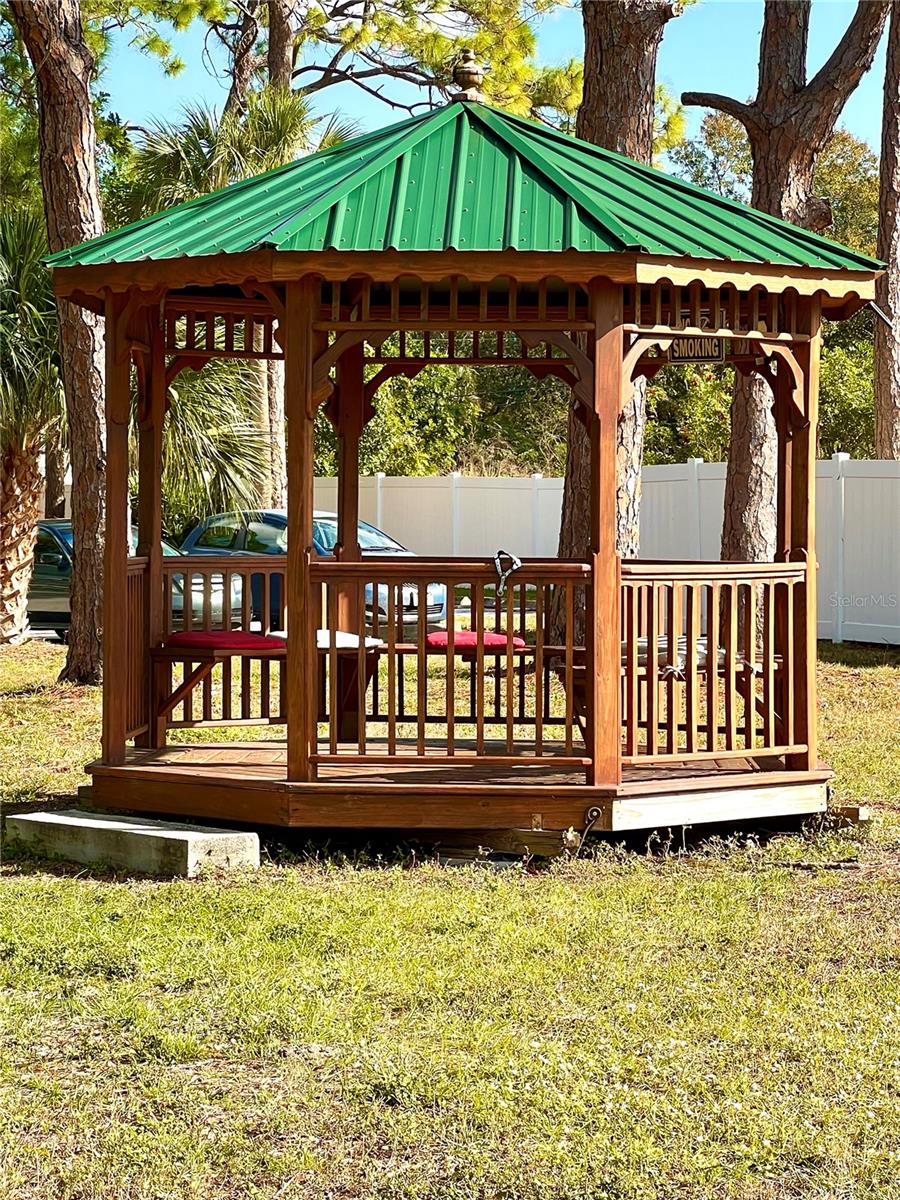 FIVE TOWNS OF ST PETE - Residential