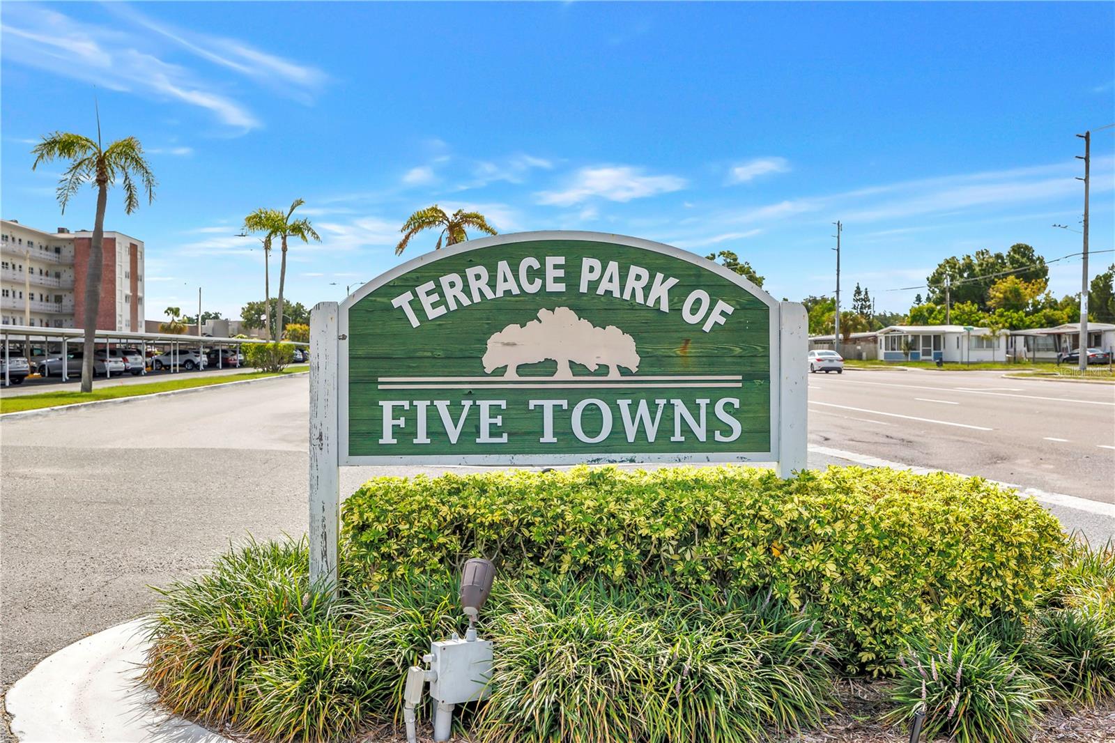 FIVE TOWNS OF ST PETE - Residential