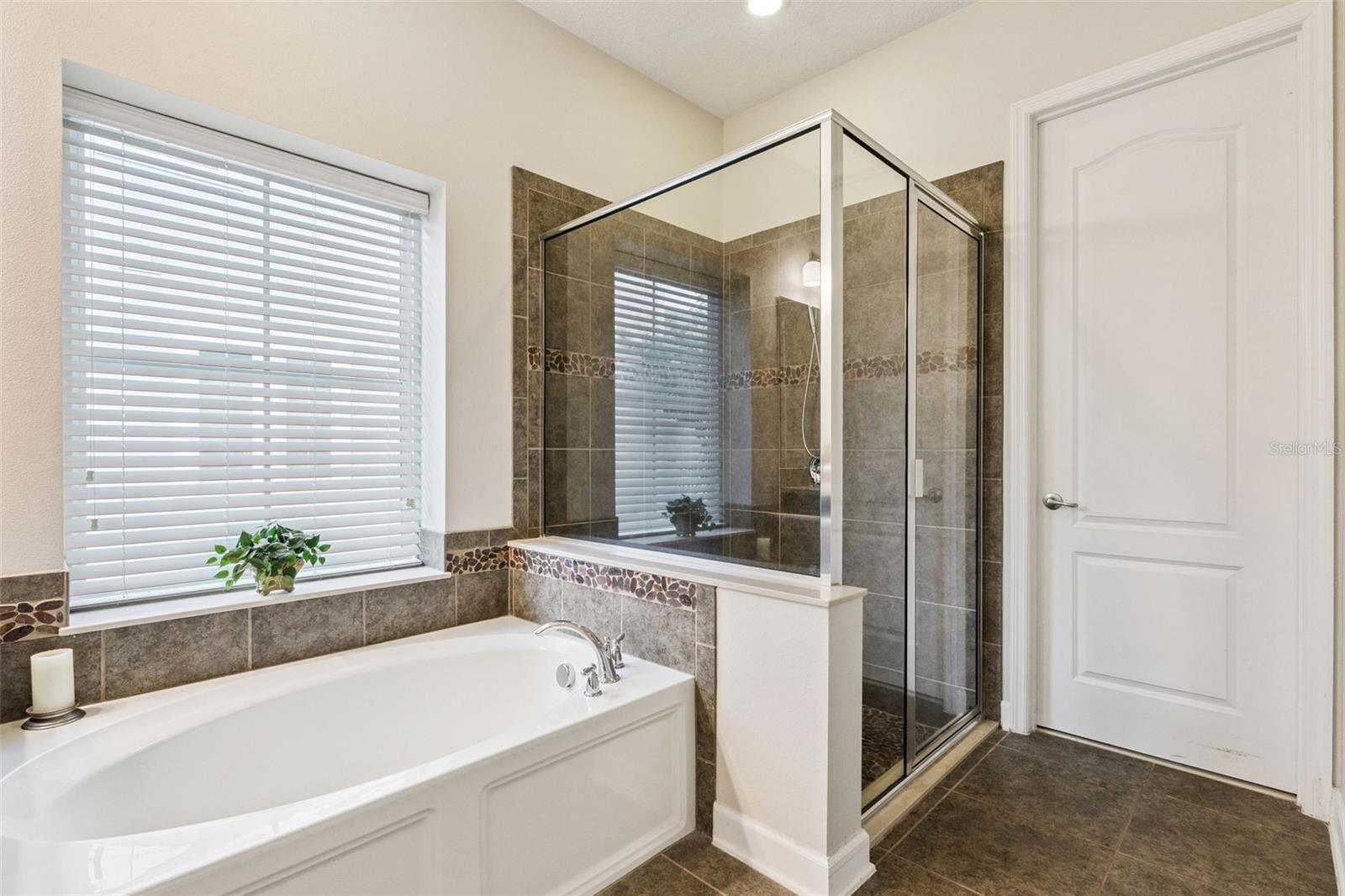 OAKLAND PARKB-1B A - Residential