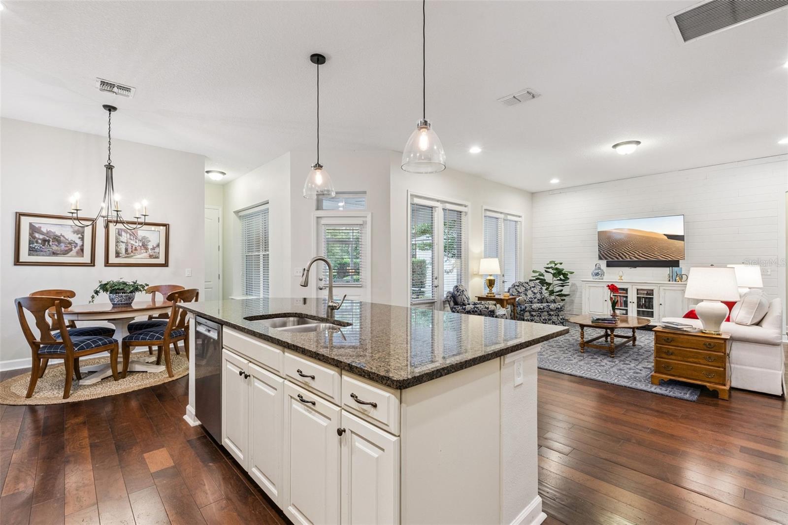 OAKLAND PARKB-1B A - Residential