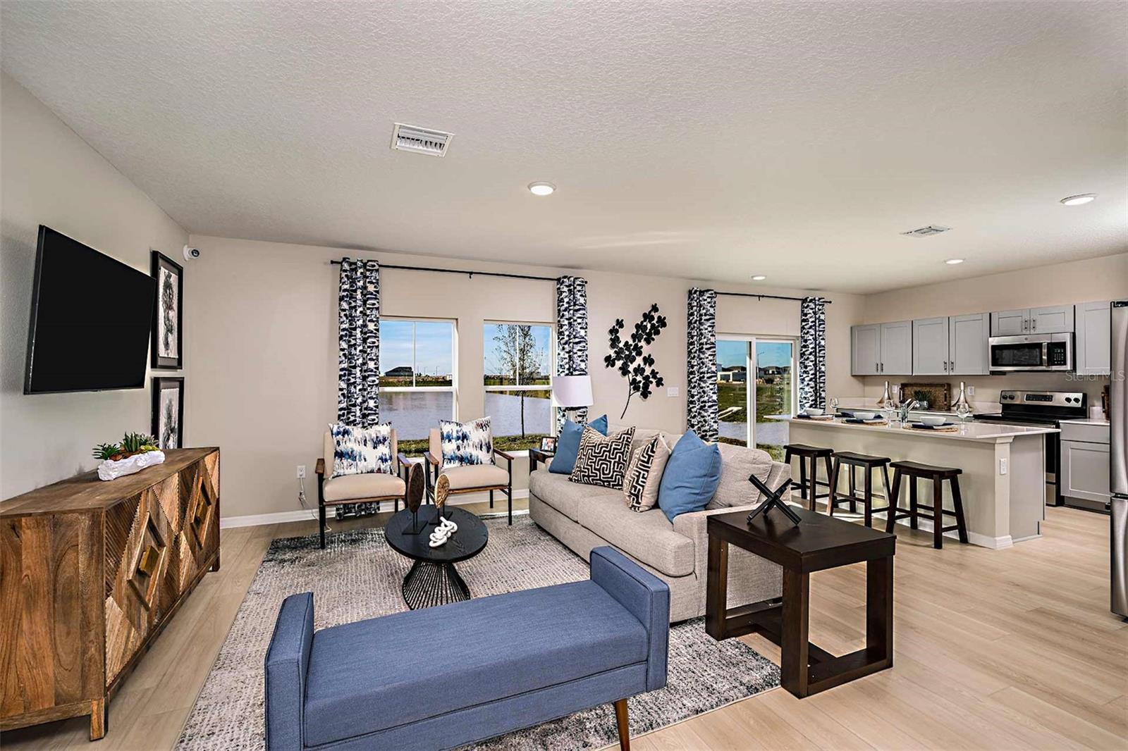 SCENIC TERRACE - Residential