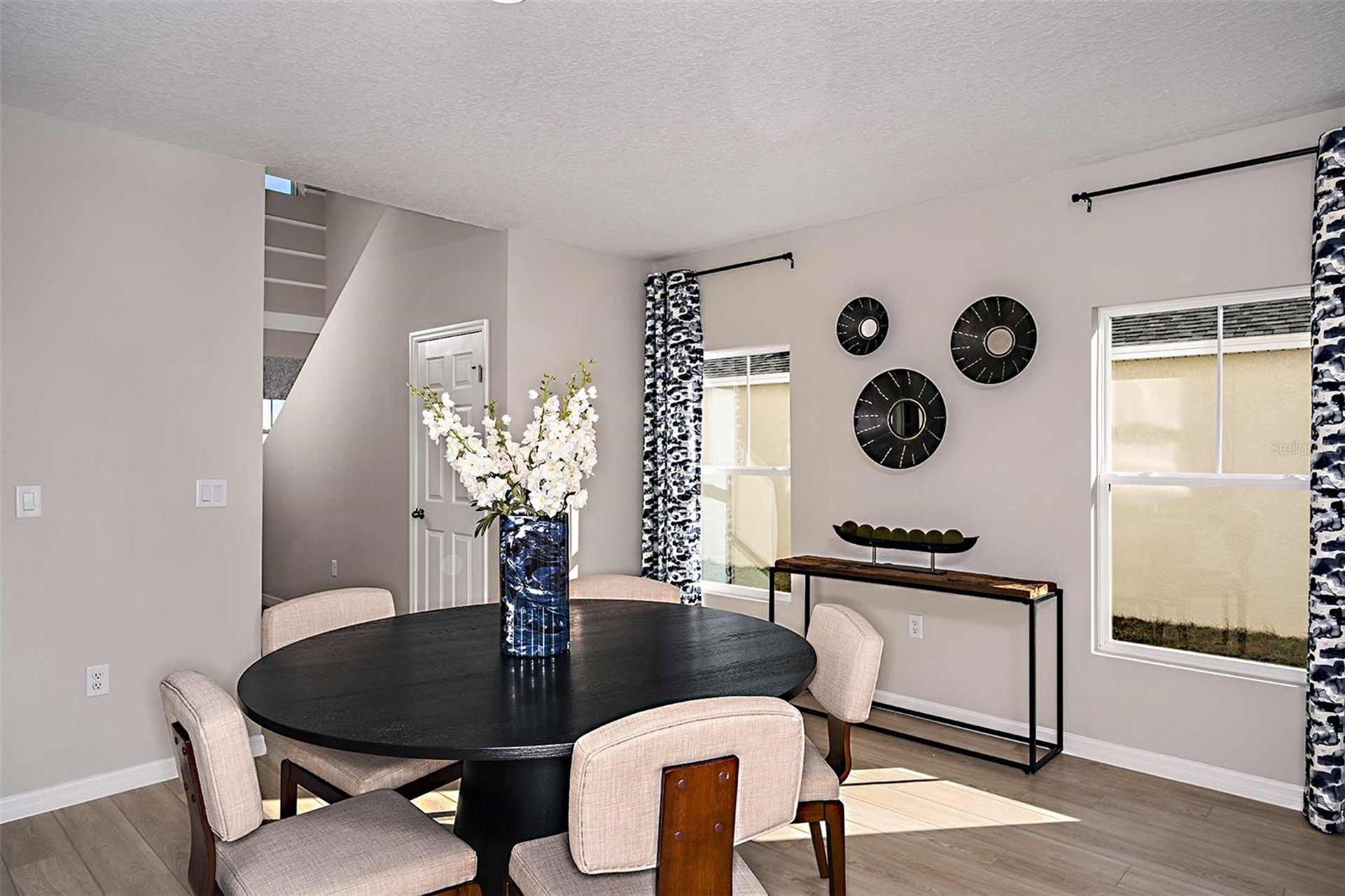 SCENIC TERRACE - Residential