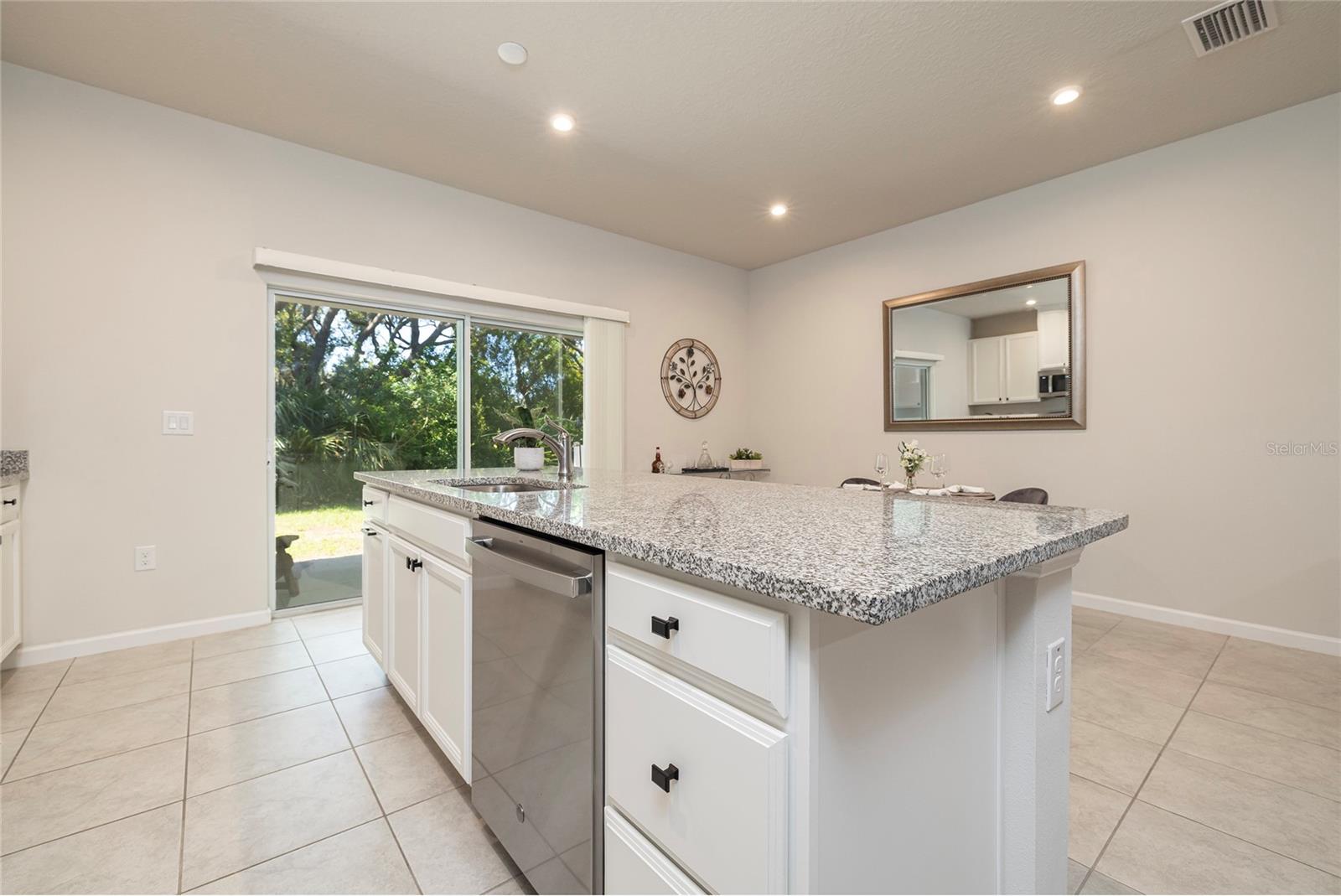 ANCLOTE SQUARE BLDG 1 - Residential