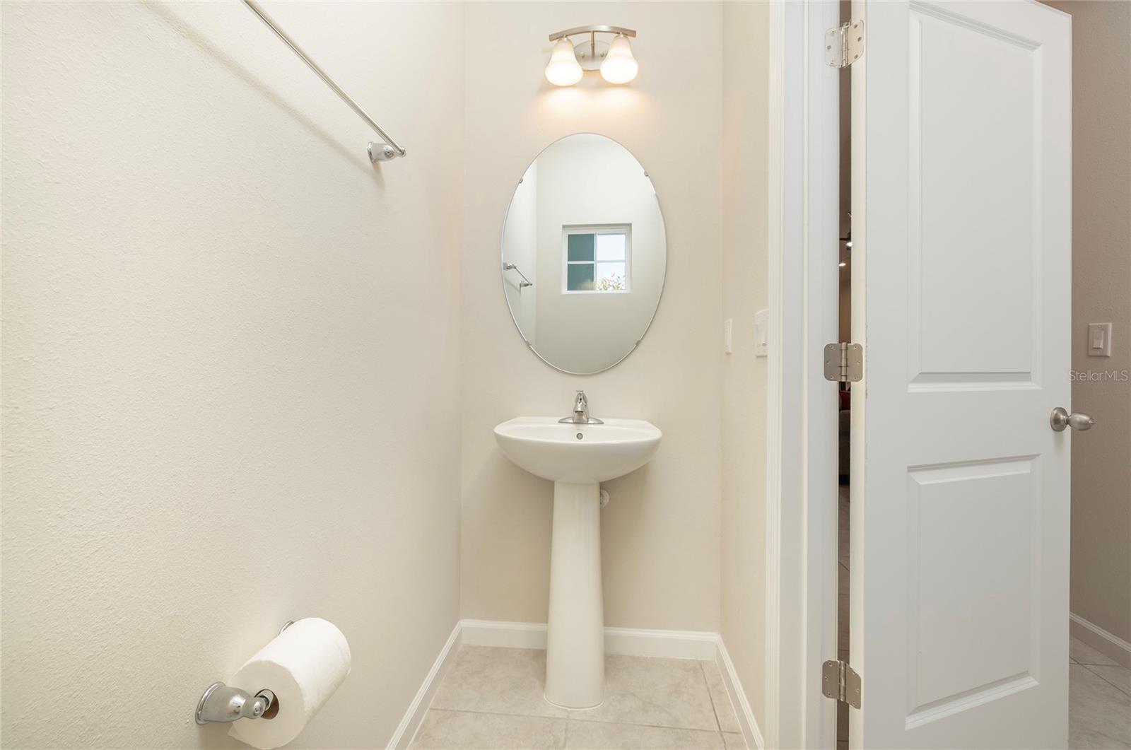 ANCLOTE SQUARE BLDG 1 - Residential