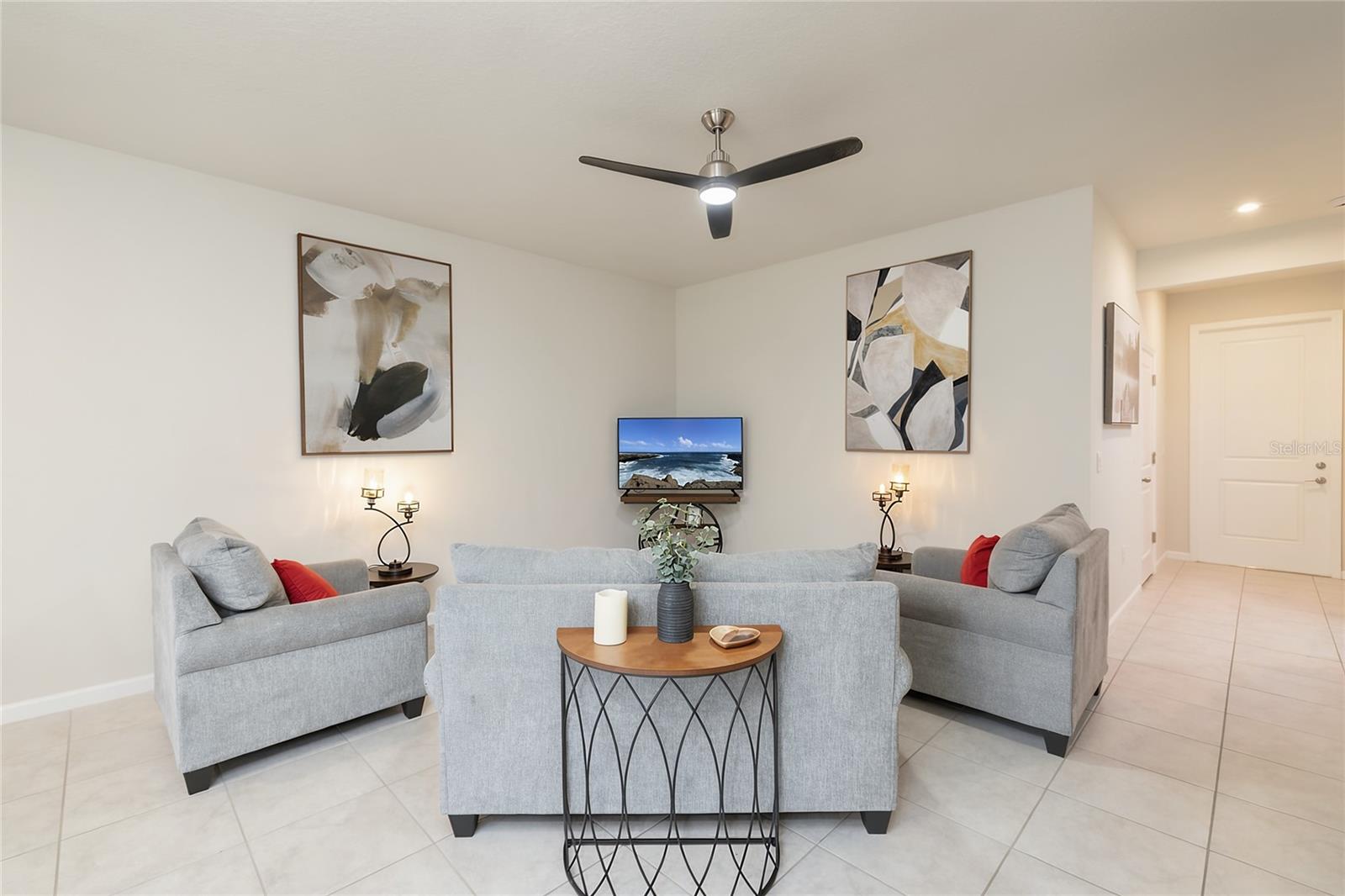 ANCLOTE SQUARE BLDG 1 - Residential