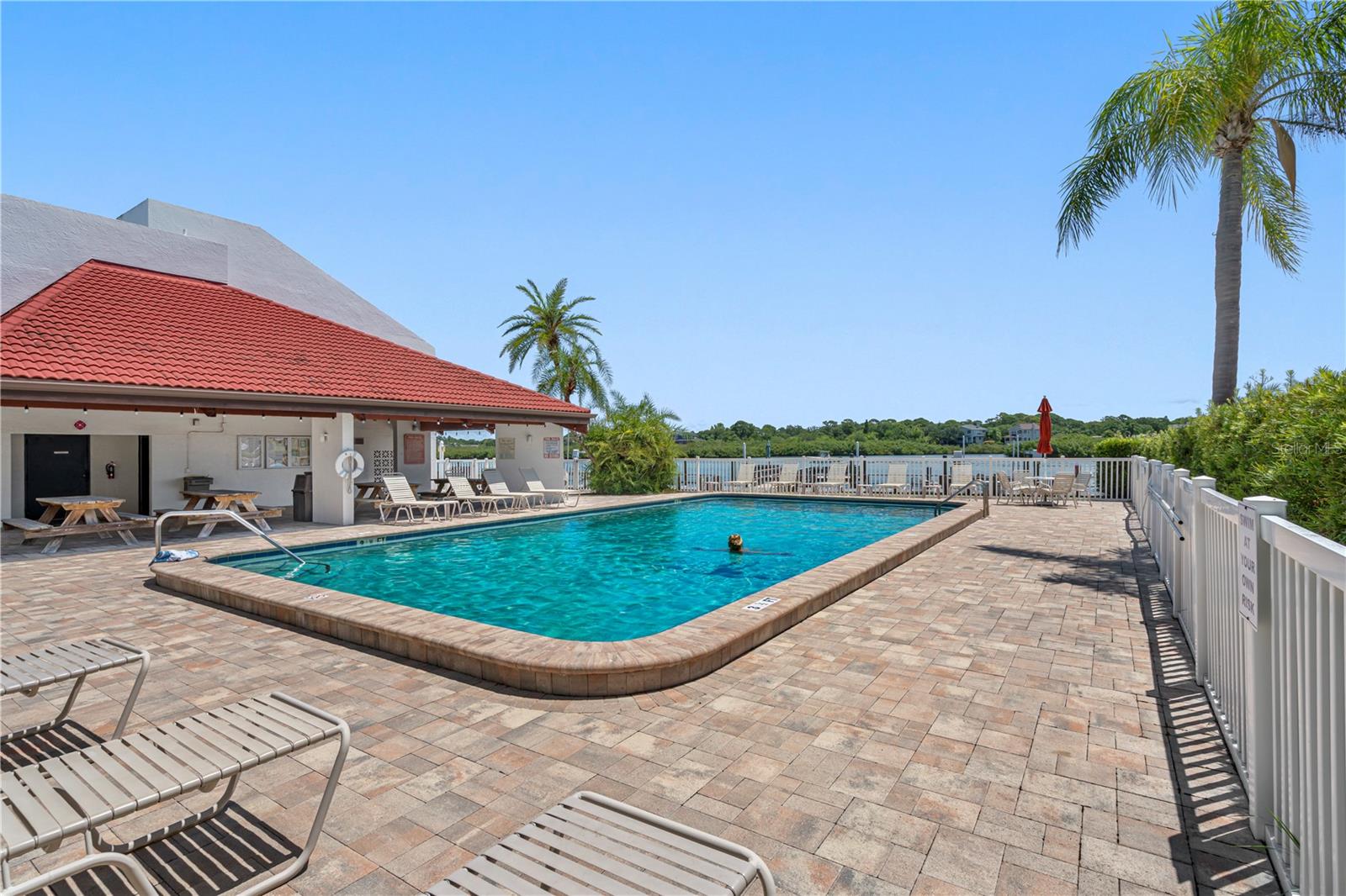 VISTA BAY CONDO I PH I - Residential