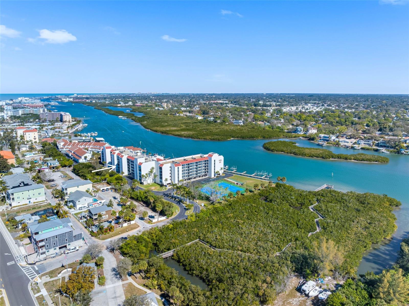 VISTA BAY CONDO I PH I - Residential