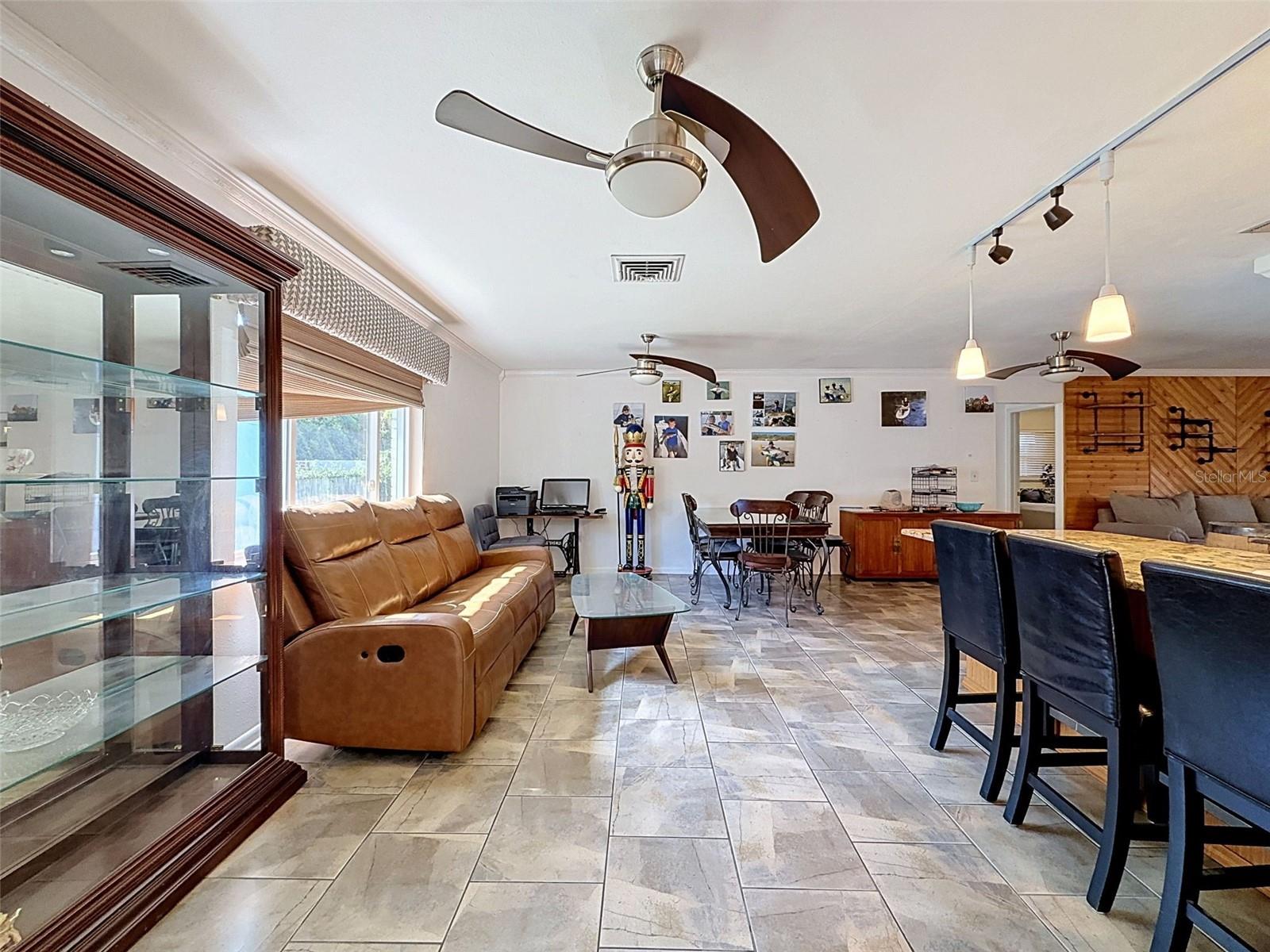 GARDEN HILL - Residential