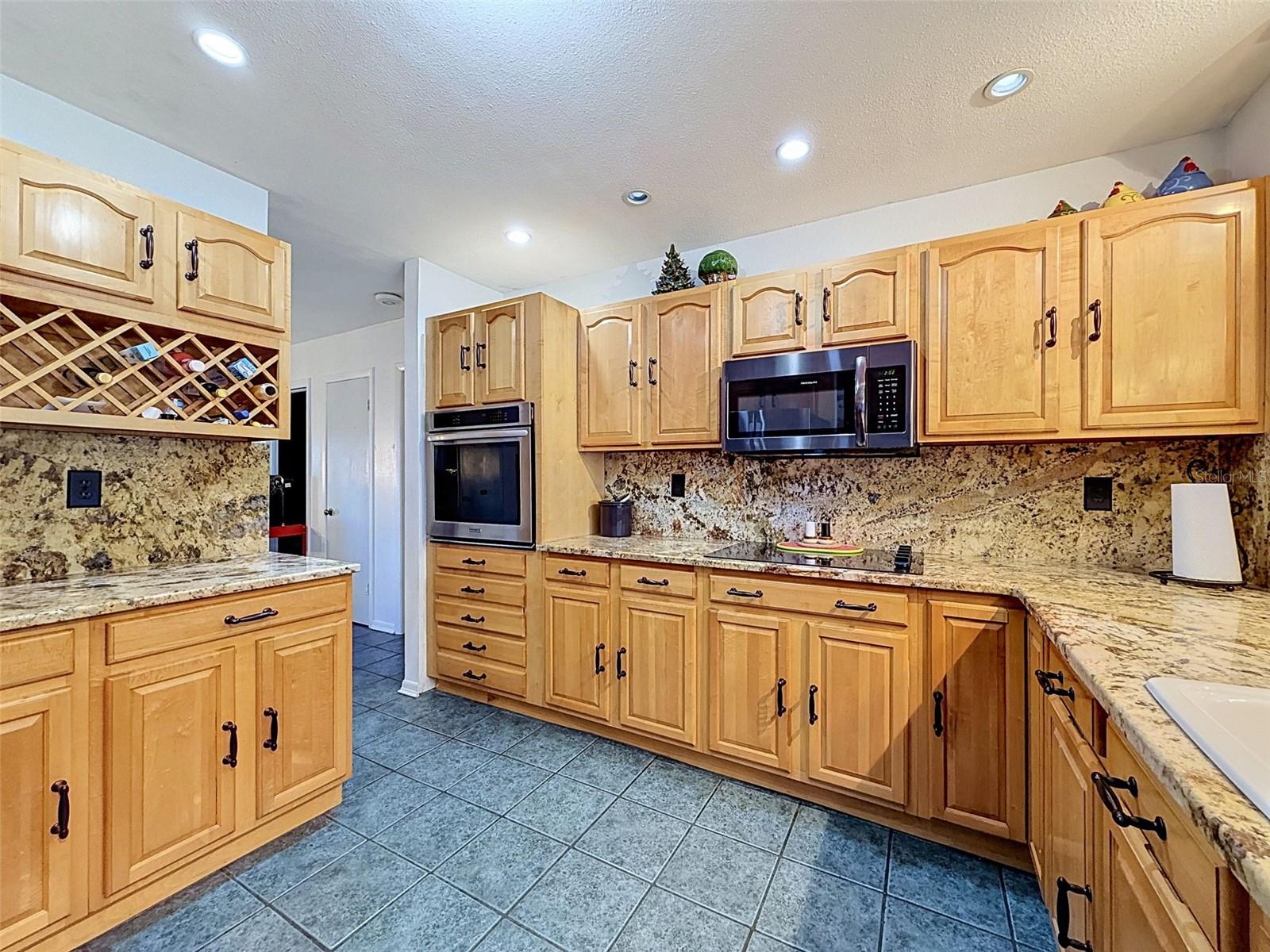 GARDEN HILL - Residential