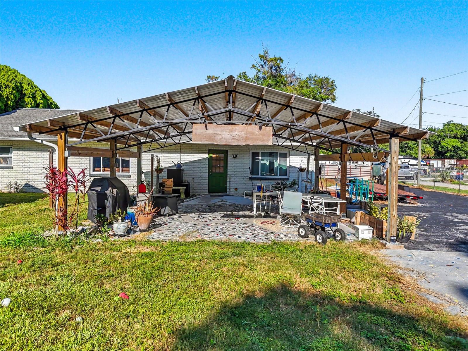 GARDEN HILL - Residential
