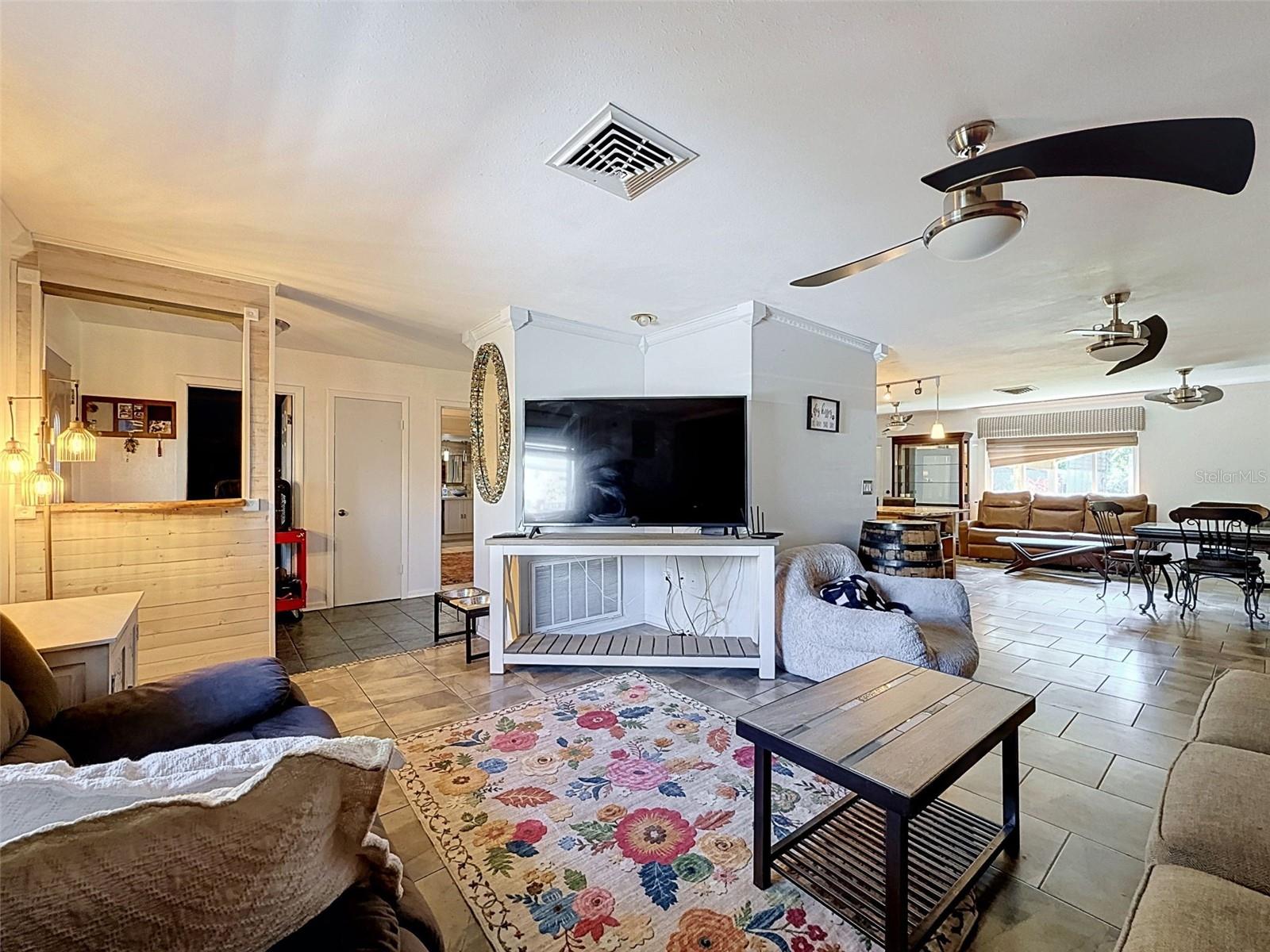 GARDEN HILL - Residential