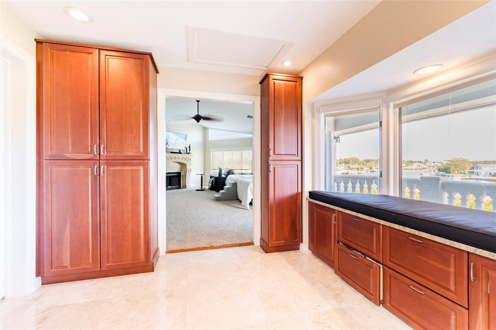 CARLTON ESTATES - Residential