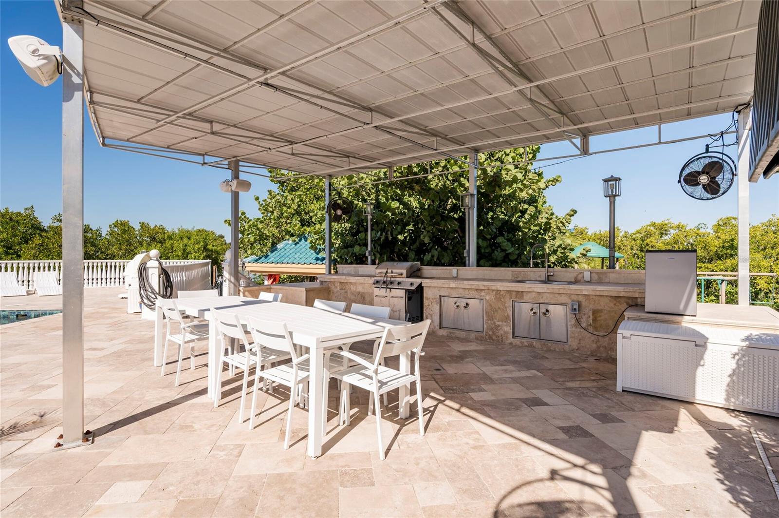 CARLTON ESTATES - Residential