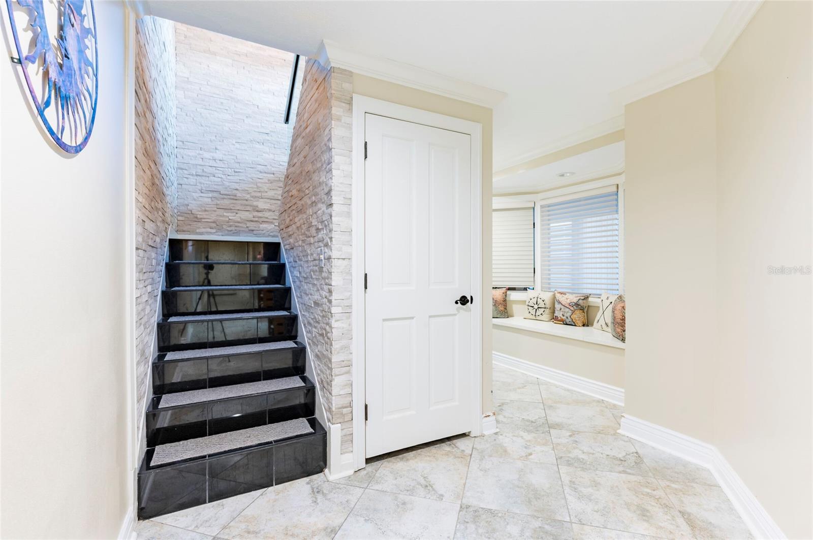 CARLTON ESTATES - Residential