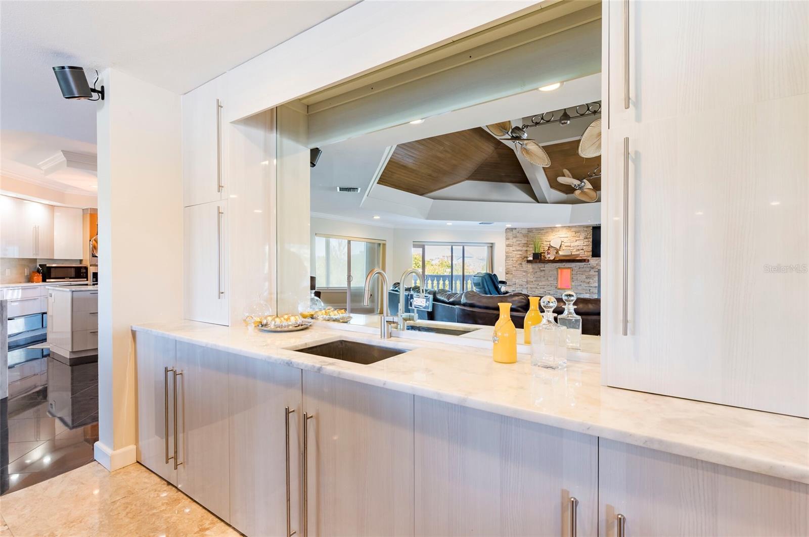 CARLTON ESTATES - Residential