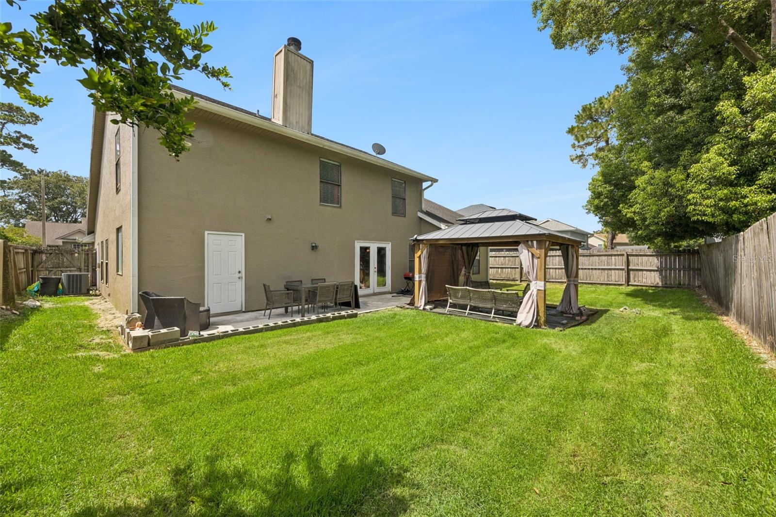 HAMPTON PARK - Residential