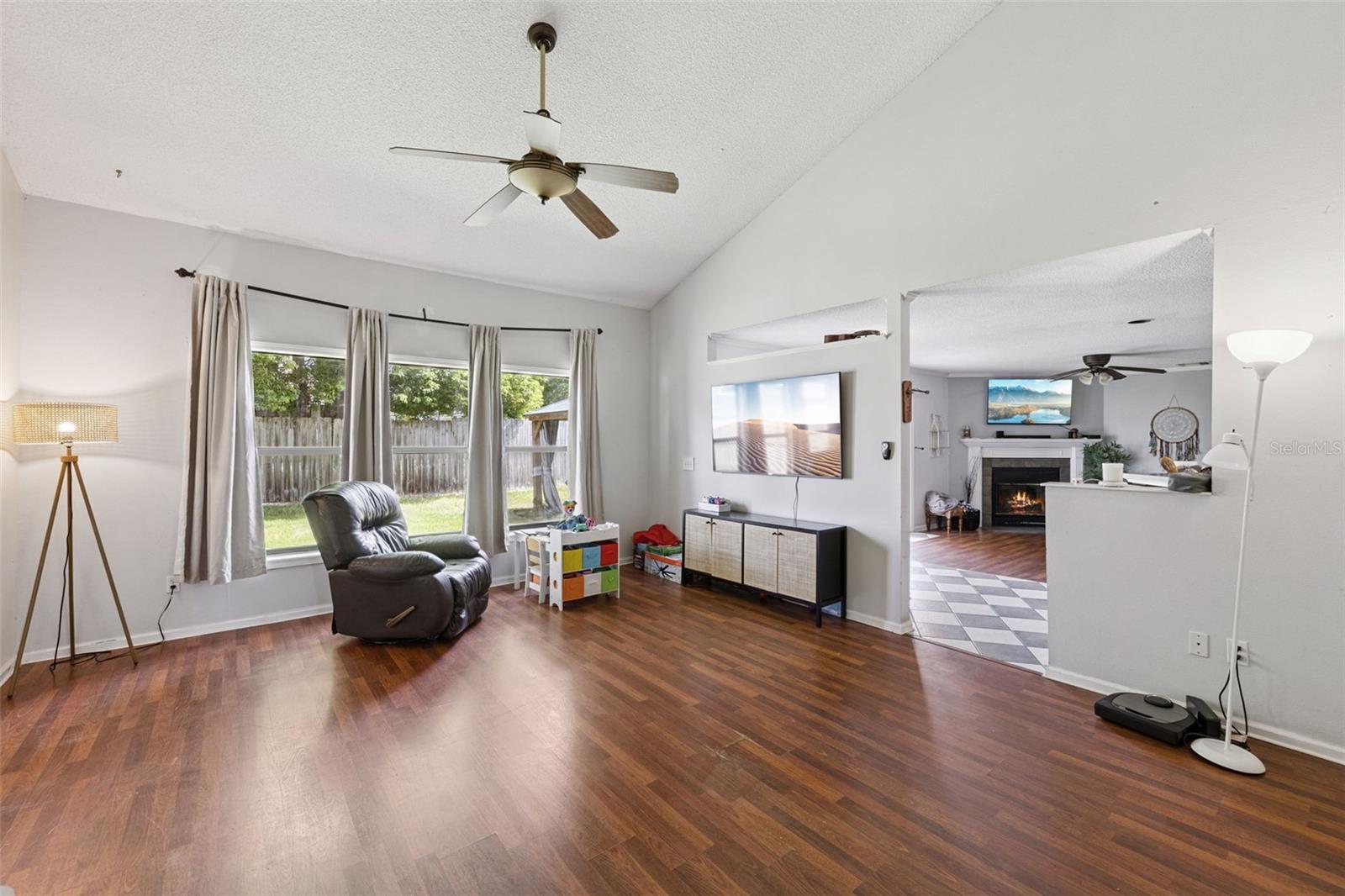 HAMPTON PARK - Residential
