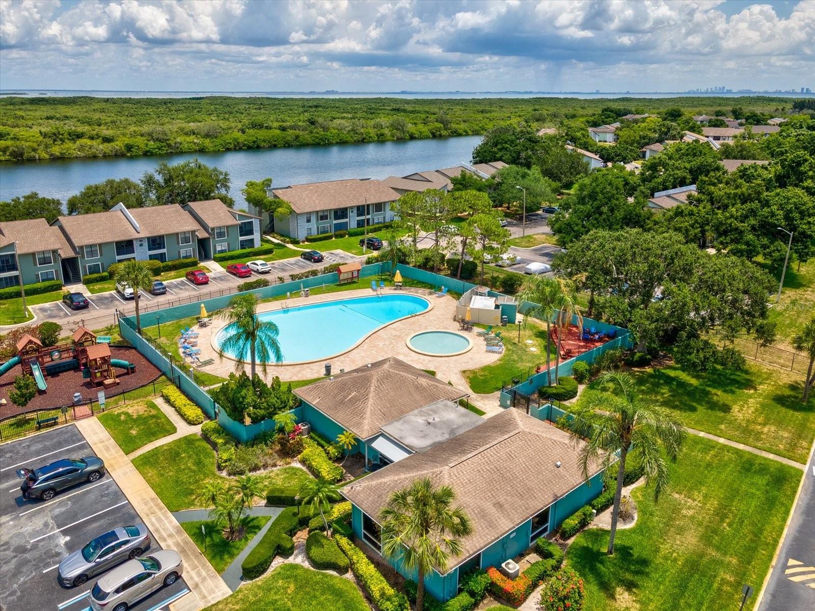 WINDWARD POINTE ST PETERSBURG - Residential