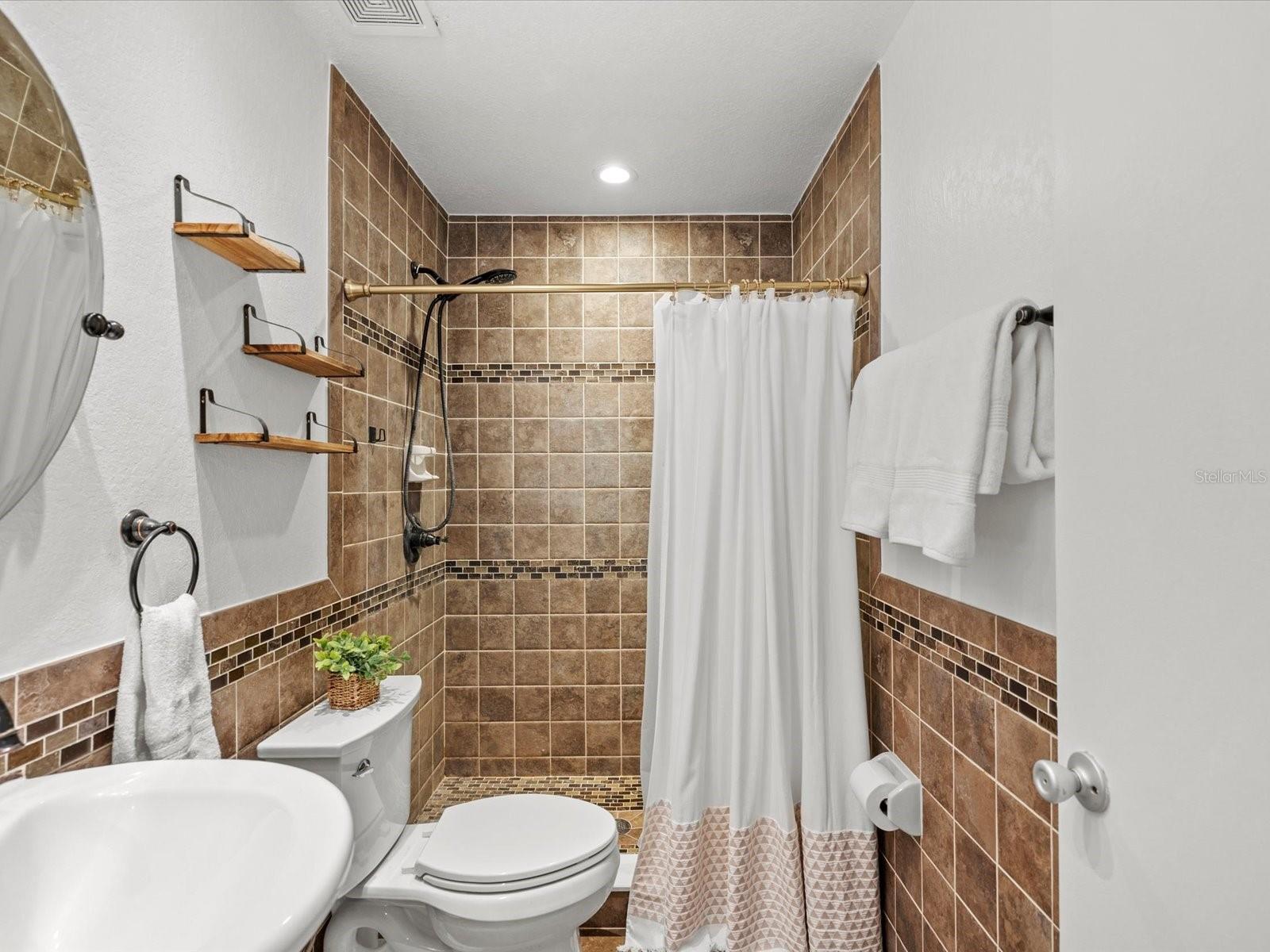 WINDWARD POINTE ST PETERSBURG - Residential