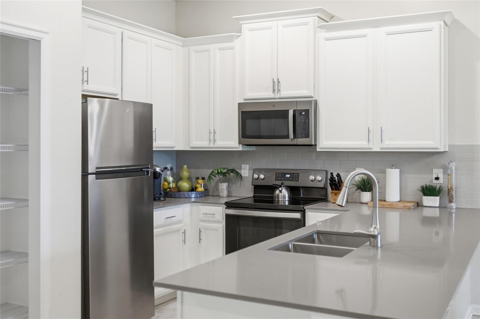 CHAMPIONSGATE CONDO PH 6 - Residential