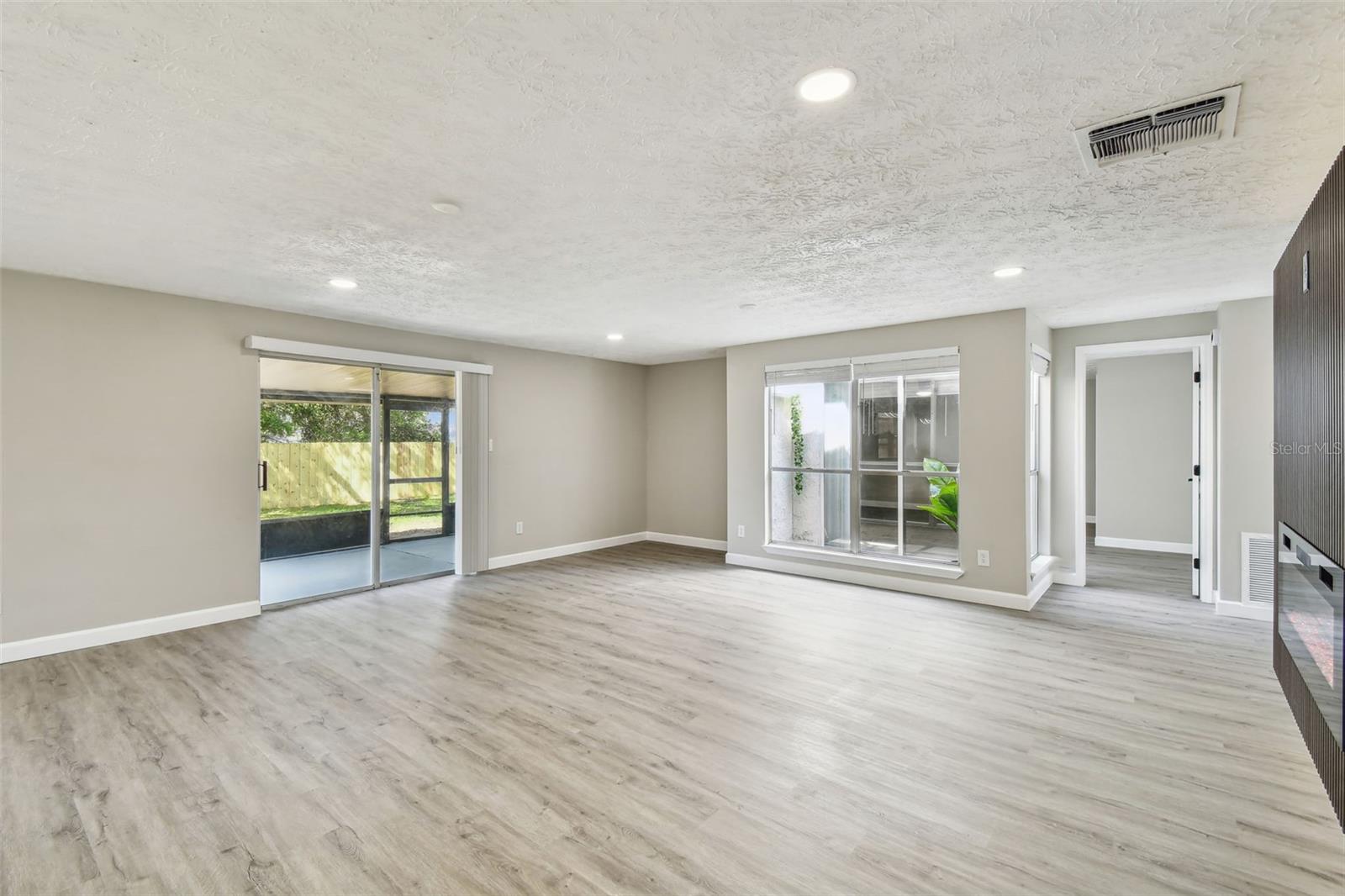 HERITAGE HILLS - Residential Lease