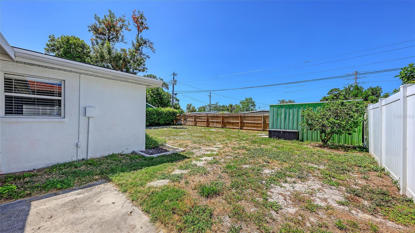 BAYSHORE GARDENS SEC 12 - Residential