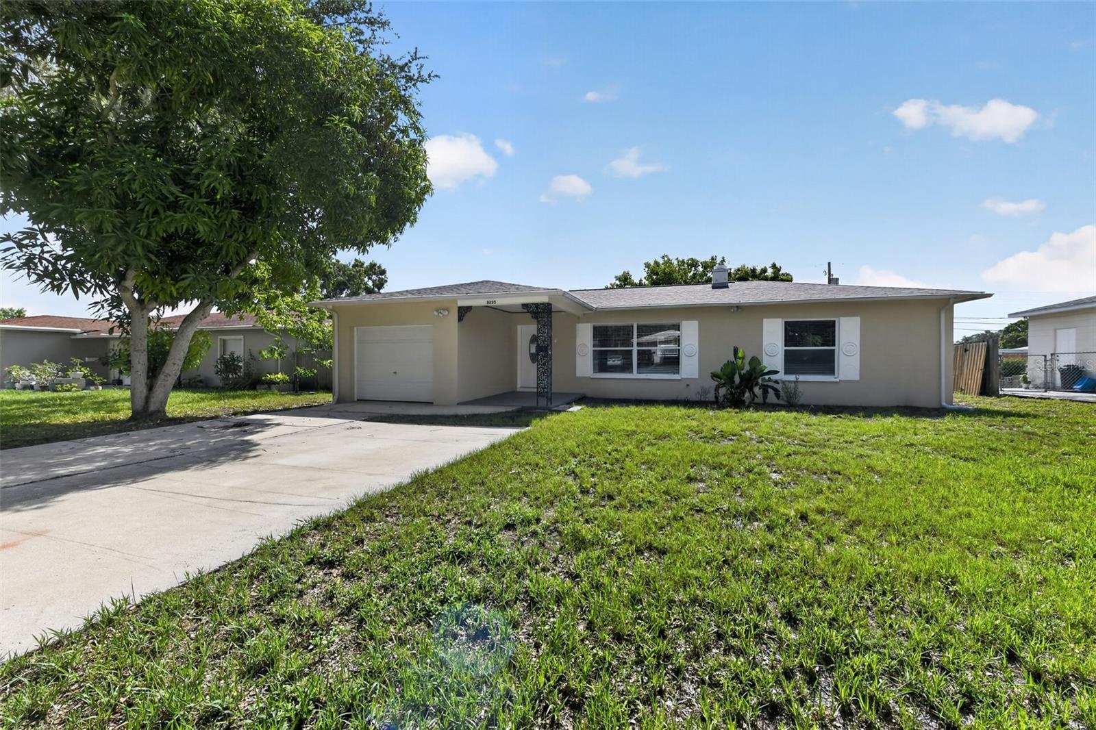 MOCKINGBIRD HILL - Residential