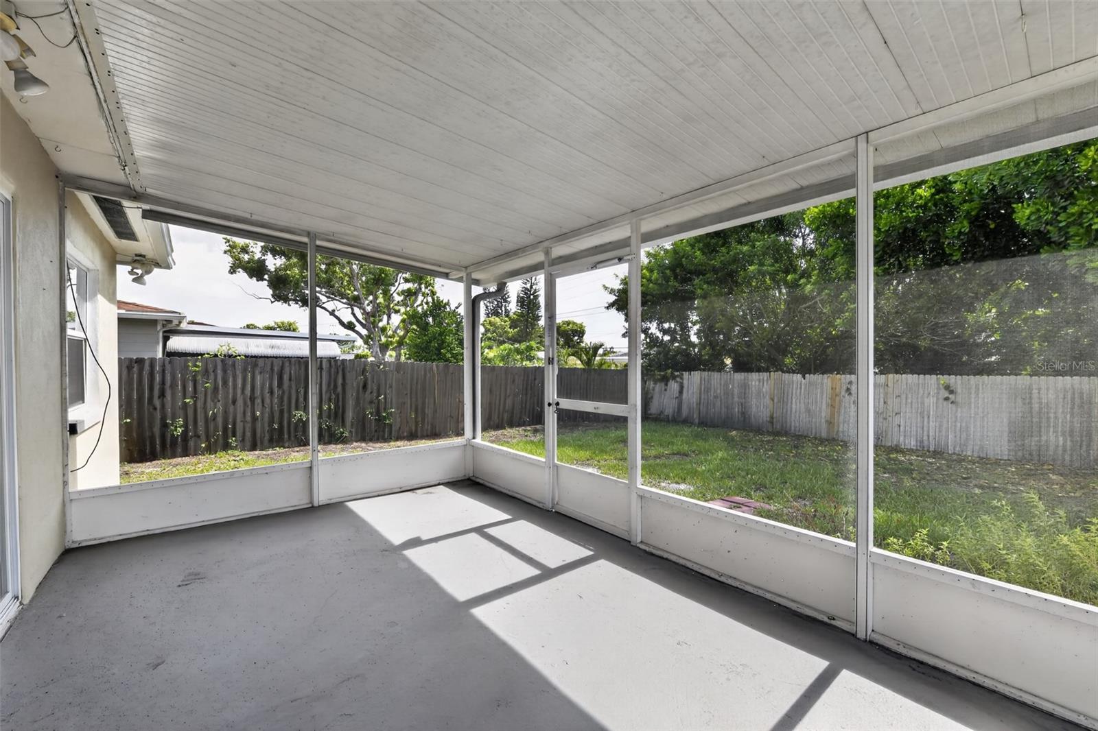 MOCKINGBIRD HILL - Residential