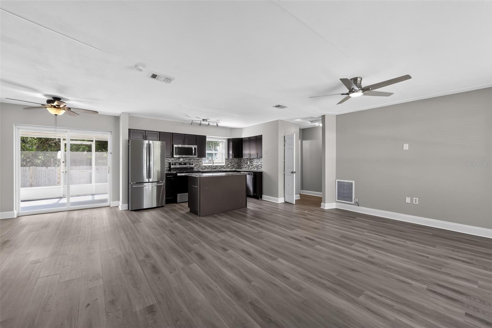 MOCKINGBIRD HILL - Residential