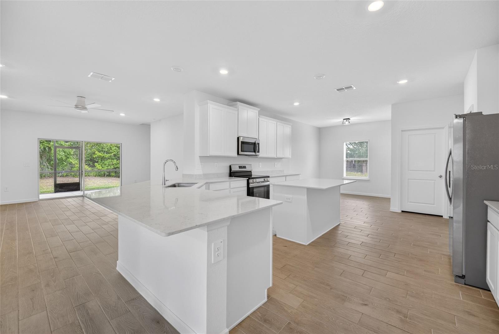 GRAND PARK NORTH - Residential